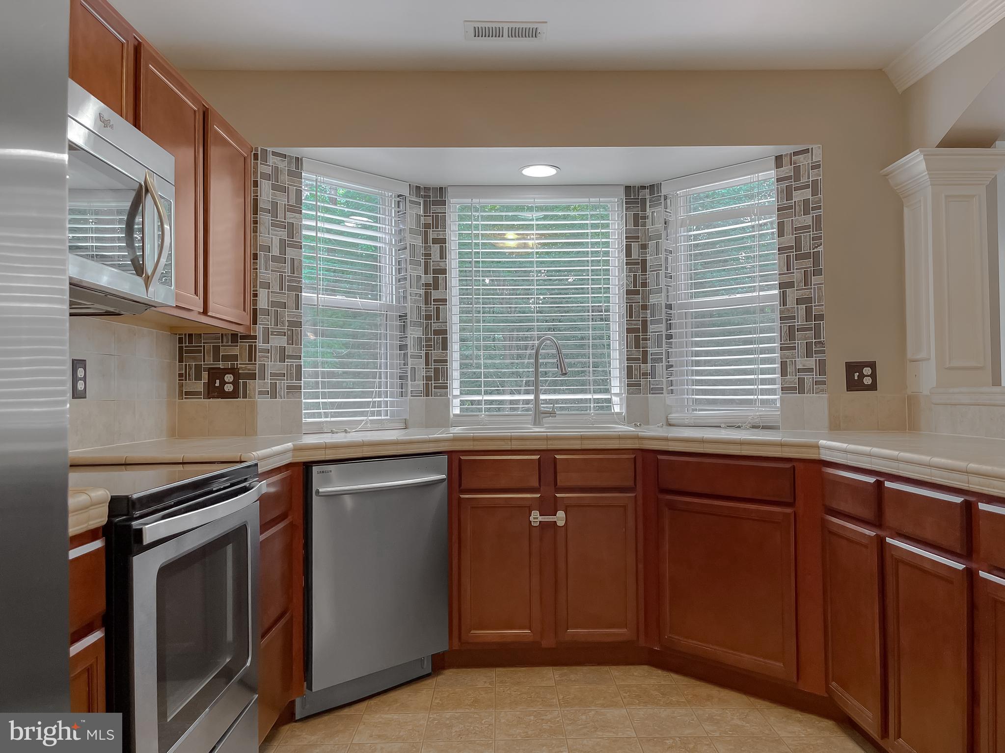 Saint Inigoes, Maryland, 20684, United States, 4 Bedrooms Bedrooms, ,4 BathroomsBathrooms,Residential,For Sale,1935766
