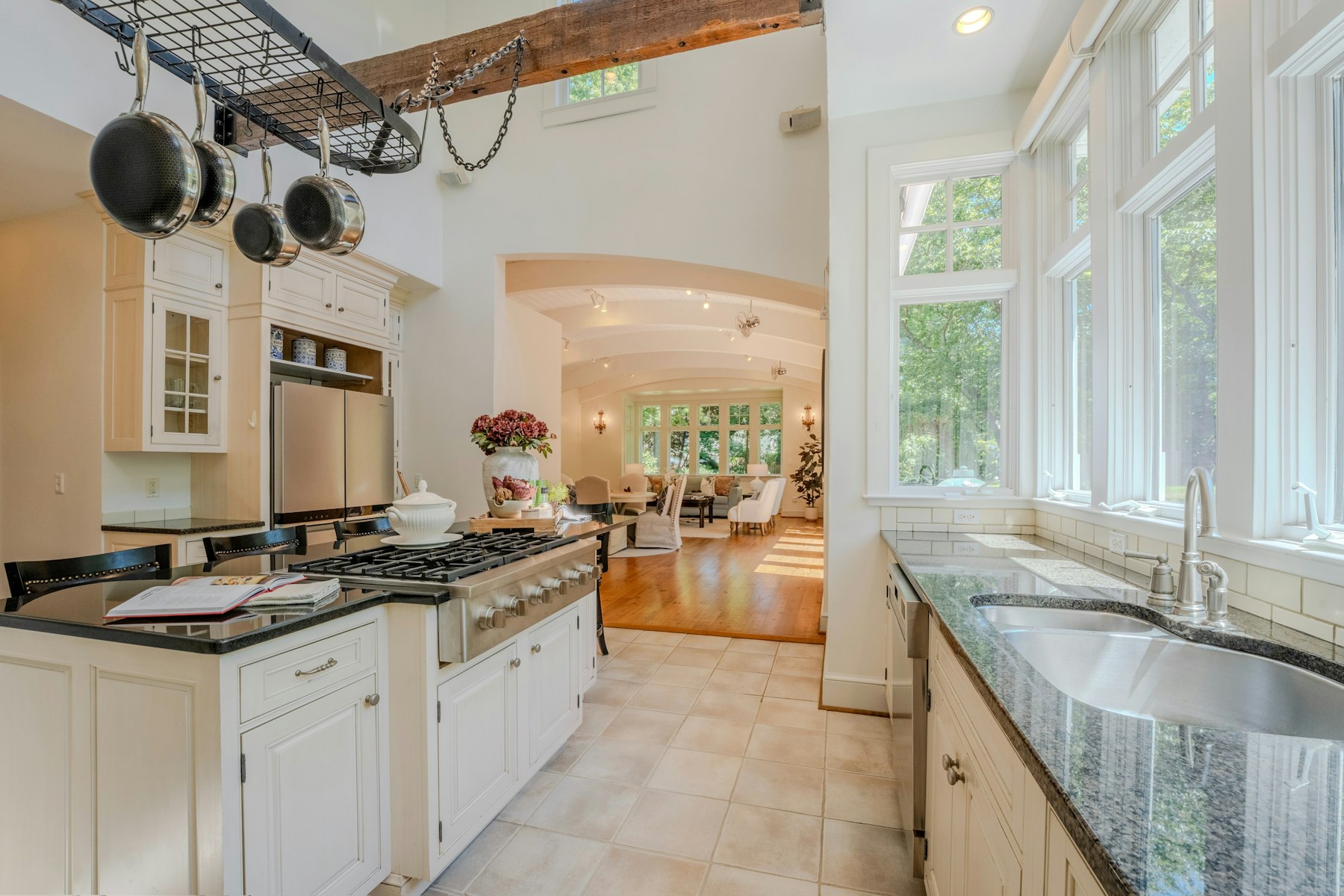  208 Edwards Ferry Road NE, Leesburg, VA, 20176 - 物件實景