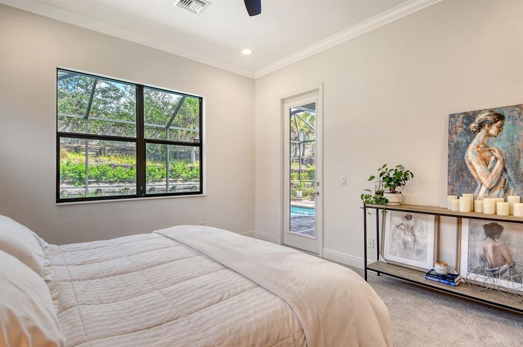 Bradenton, Florida, 34201, United States, 2 Bedrooms Bedrooms, ,2 BathroomsBathrooms,Residential,For Sale,1961743