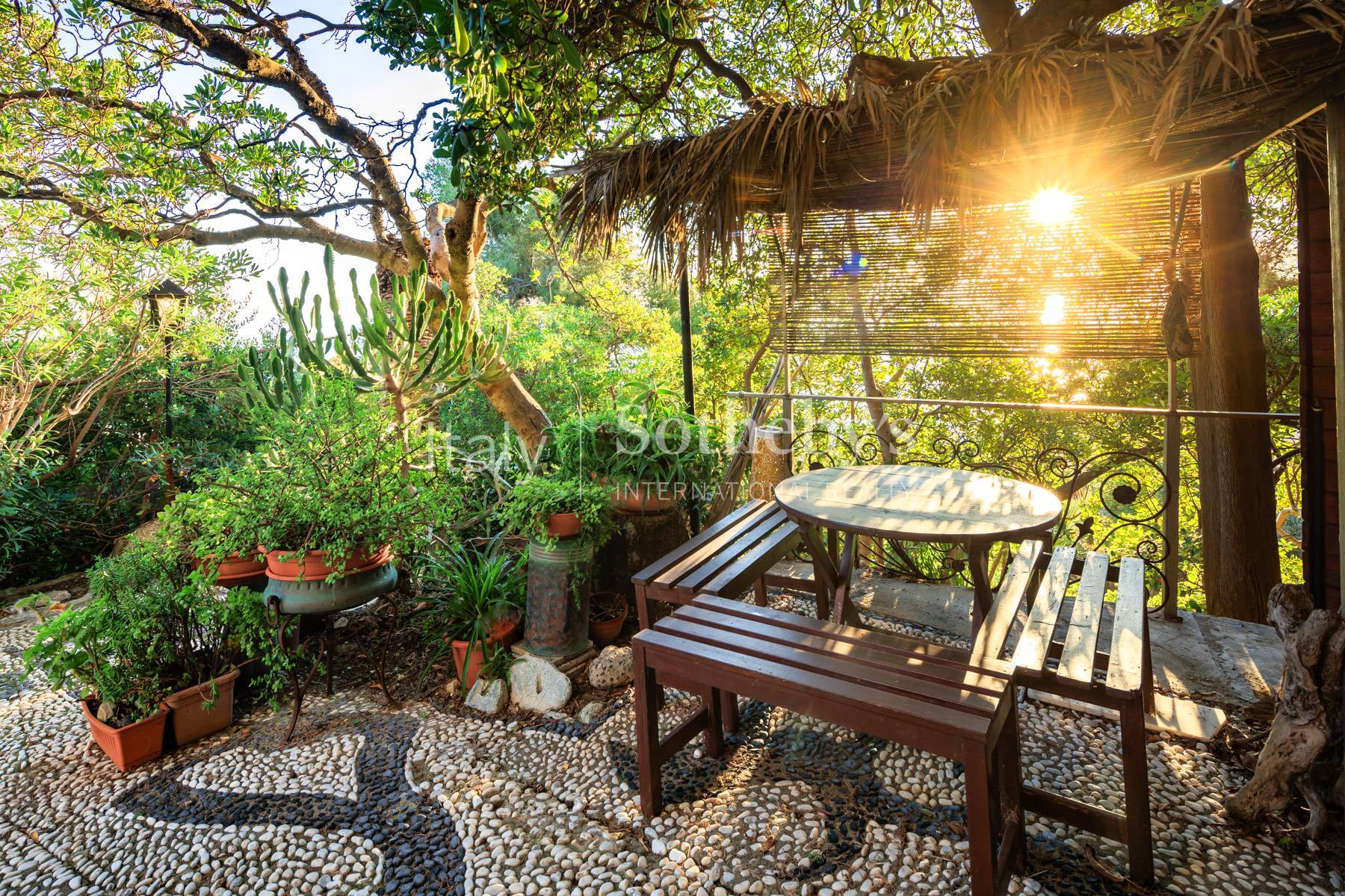  Elegant villa with private bay in Varazze - 物件實景