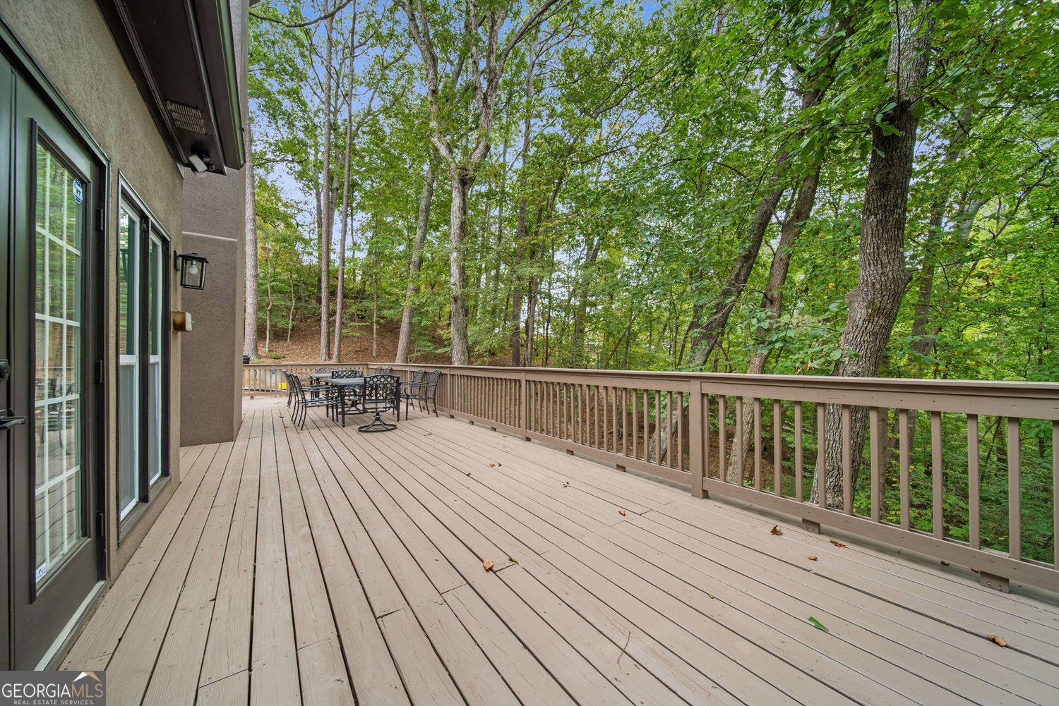 Atlanta, Georgia, 30350, United States, 8 Bedrooms Bedrooms, ,6 BathroomsBathrooms,Residential,For Sale,1992514