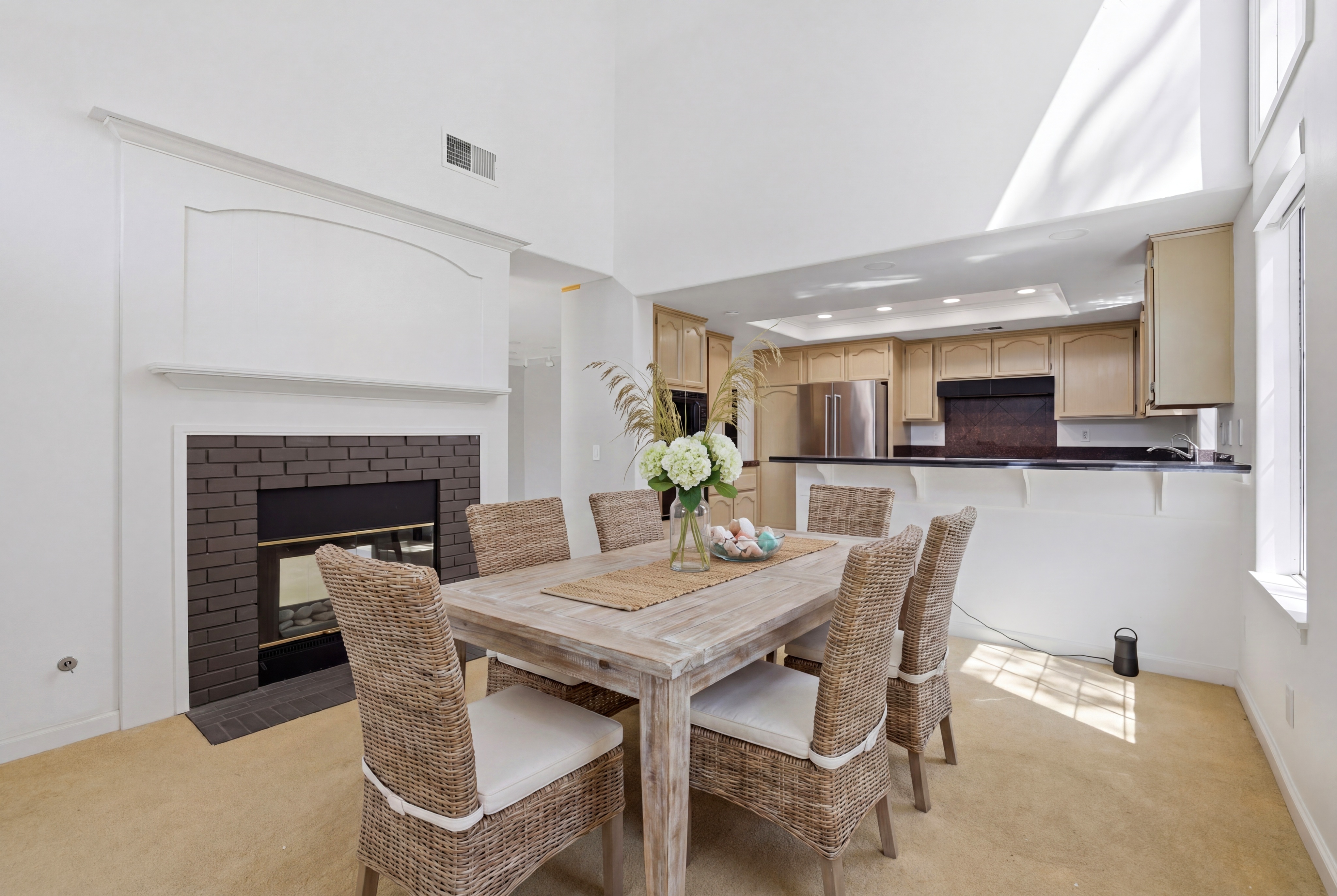  520 Lexington Court #103, Long Beach, CA 90803 - 物件實景