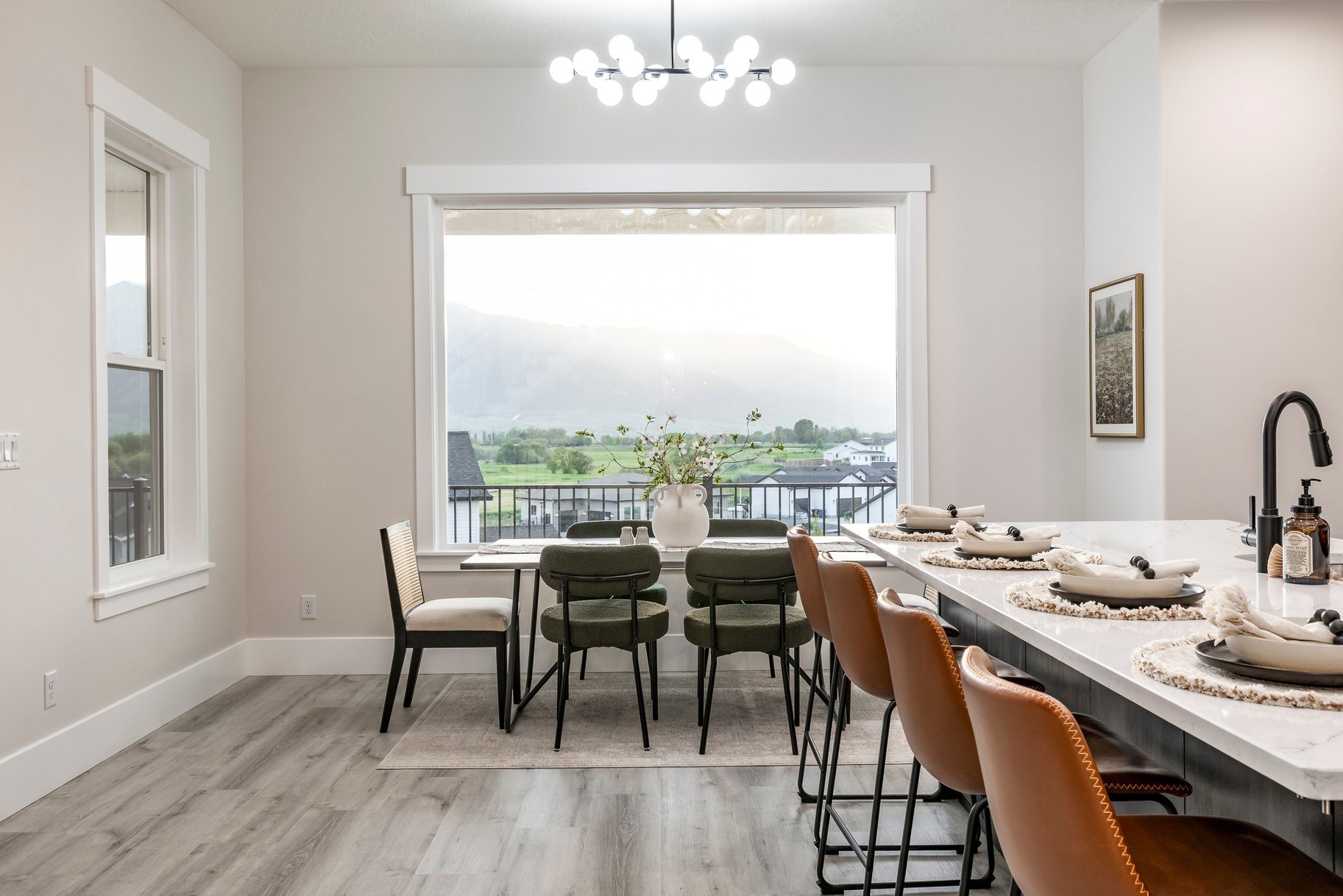  Brand New Hyrum Home. Thoughtfully Built, Beautiful Mountain Views. - 物件實景