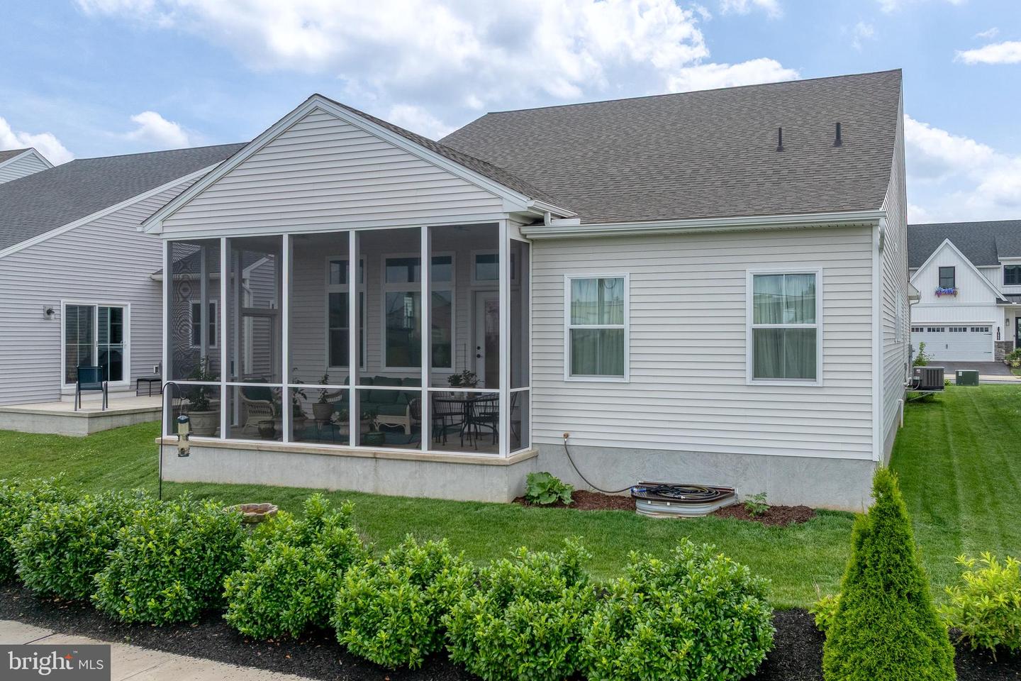 MOUNT JOY, Pennsylvania, 17552, United States, 3 Bedrooms Bedrooms, ,2 BathroomsBathrooms,Residential,For Sale,1913521