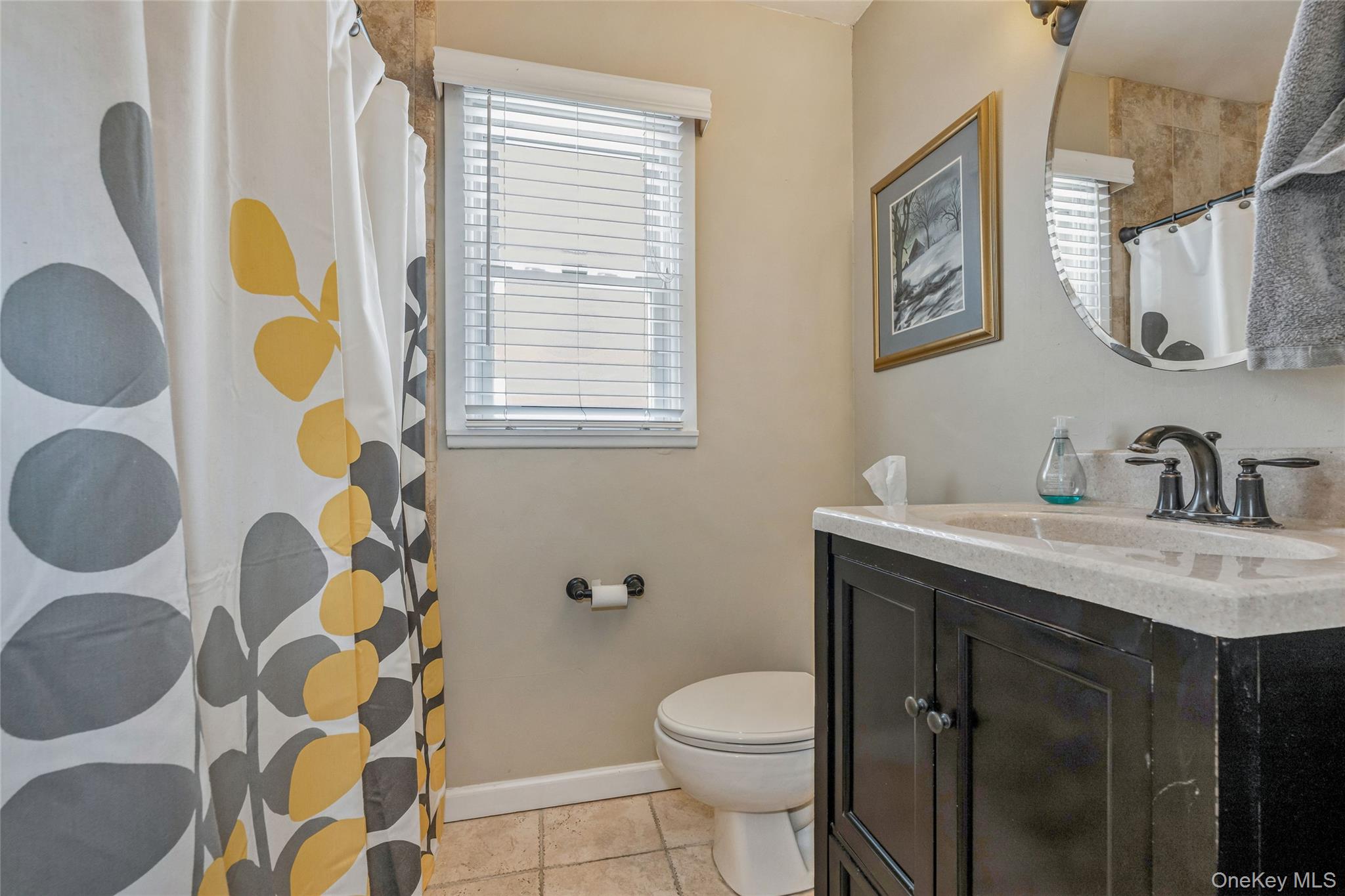 Seaford, New York, 11783, United States, 4 Bedrooms Bedrooms, ,2 BathroomsBathrooms,Residential,For Sale,1939817