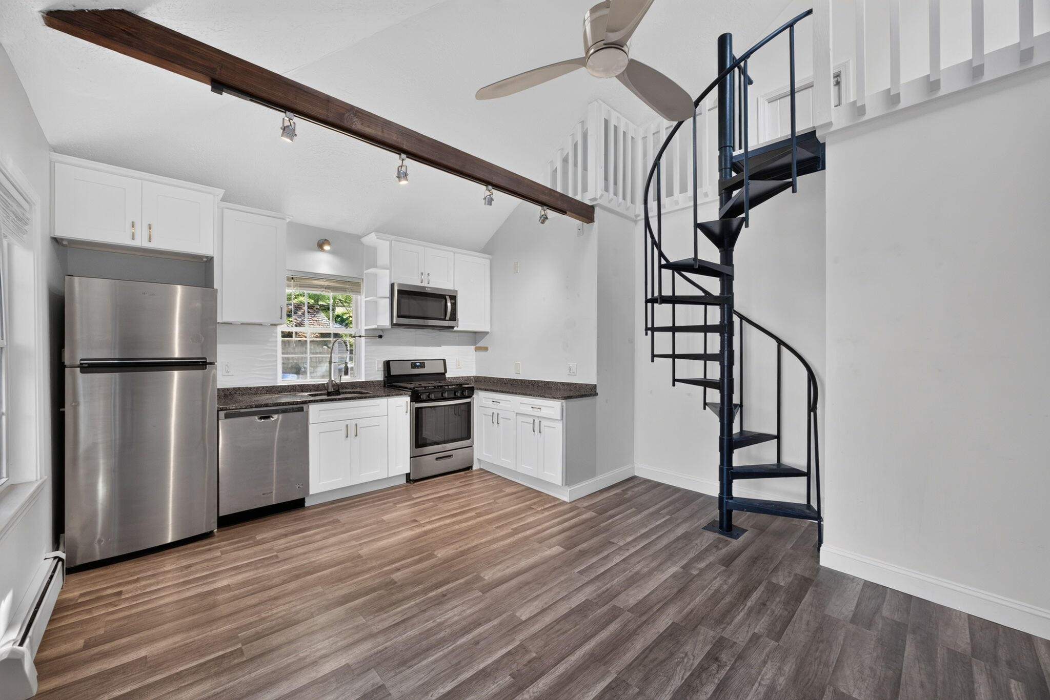  3040 Falmouth Road APT G3 - 物件實景