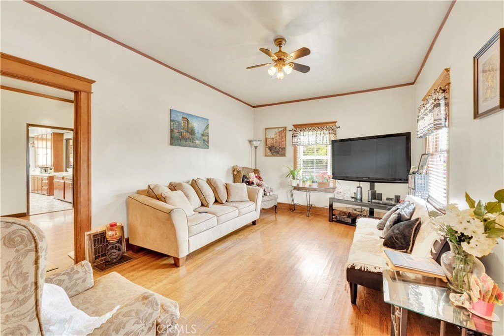 Los Angeles, California, 90031, United States, 3 Bedrooms Bedrooms, ,1 BathroomBathrooms,Residential,For Sale,1990461