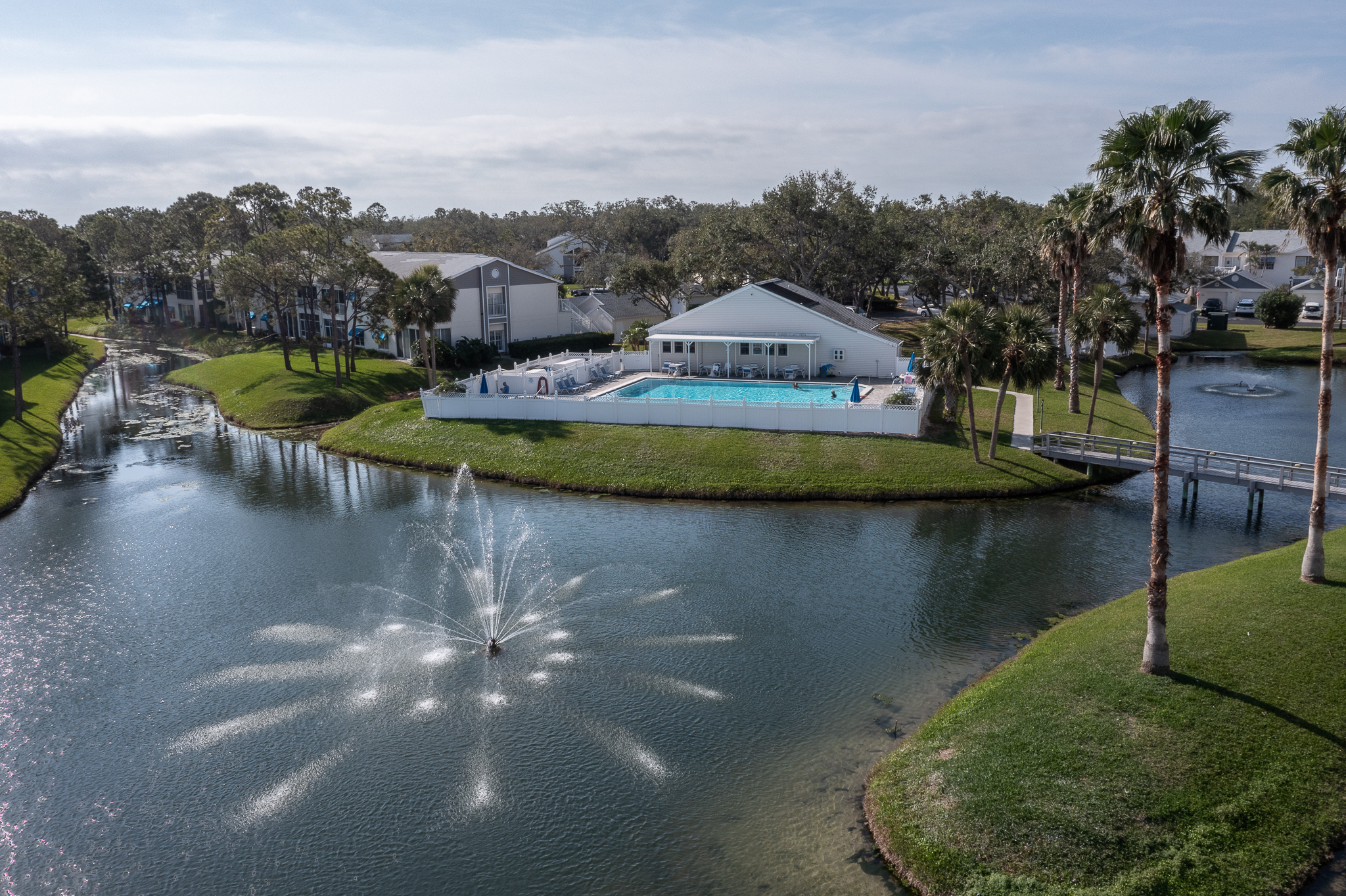 Largo, Florida, 33774, United States, 2 Bedrooms Bedrooms, ,2 BathroomsBathrooms,Residential,For Sale,1984220