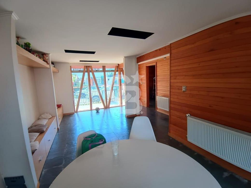 Puerto Montt, Chile, 5 Bedrooms Bedrooms, ,3 BathroomsBathrooms,Residential,For Sale,1998217