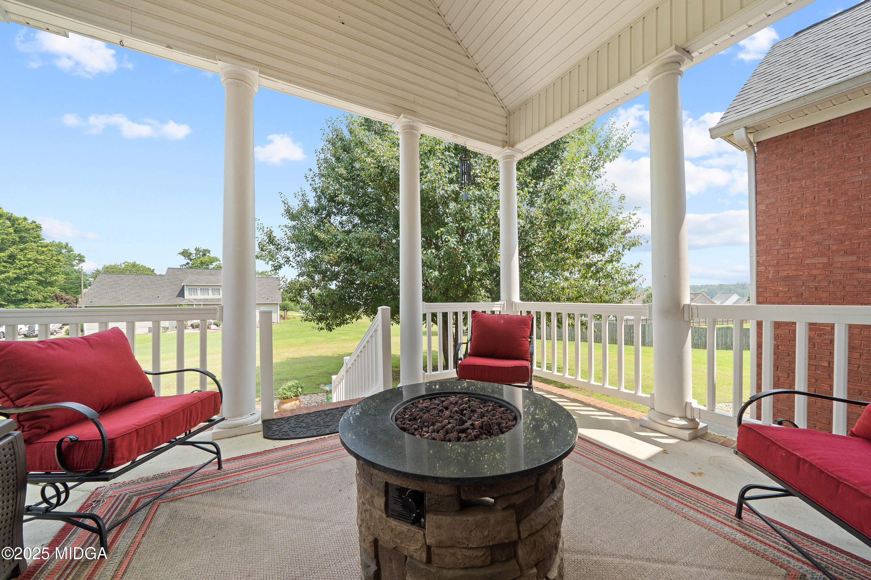 Macon, Georgia, 31220, United States, 5 Bedrooms Bedrooms, ,5 BathroomsBathrooms,Residential,For Sale,1850155
