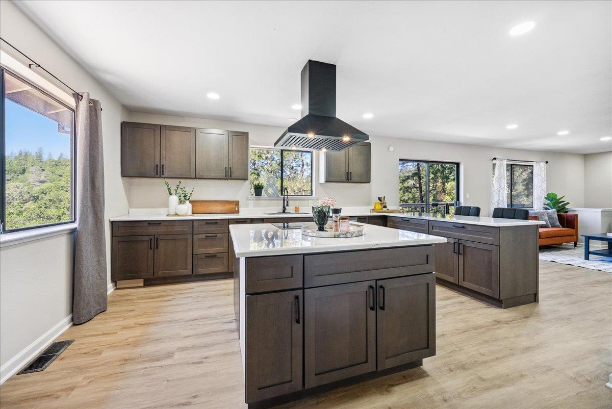 Grass Valley, California, 95949, United States, 4 Bedrooms Bedrooms, ,3 BathroomsBathrooms,Residential,For Sale,1976172