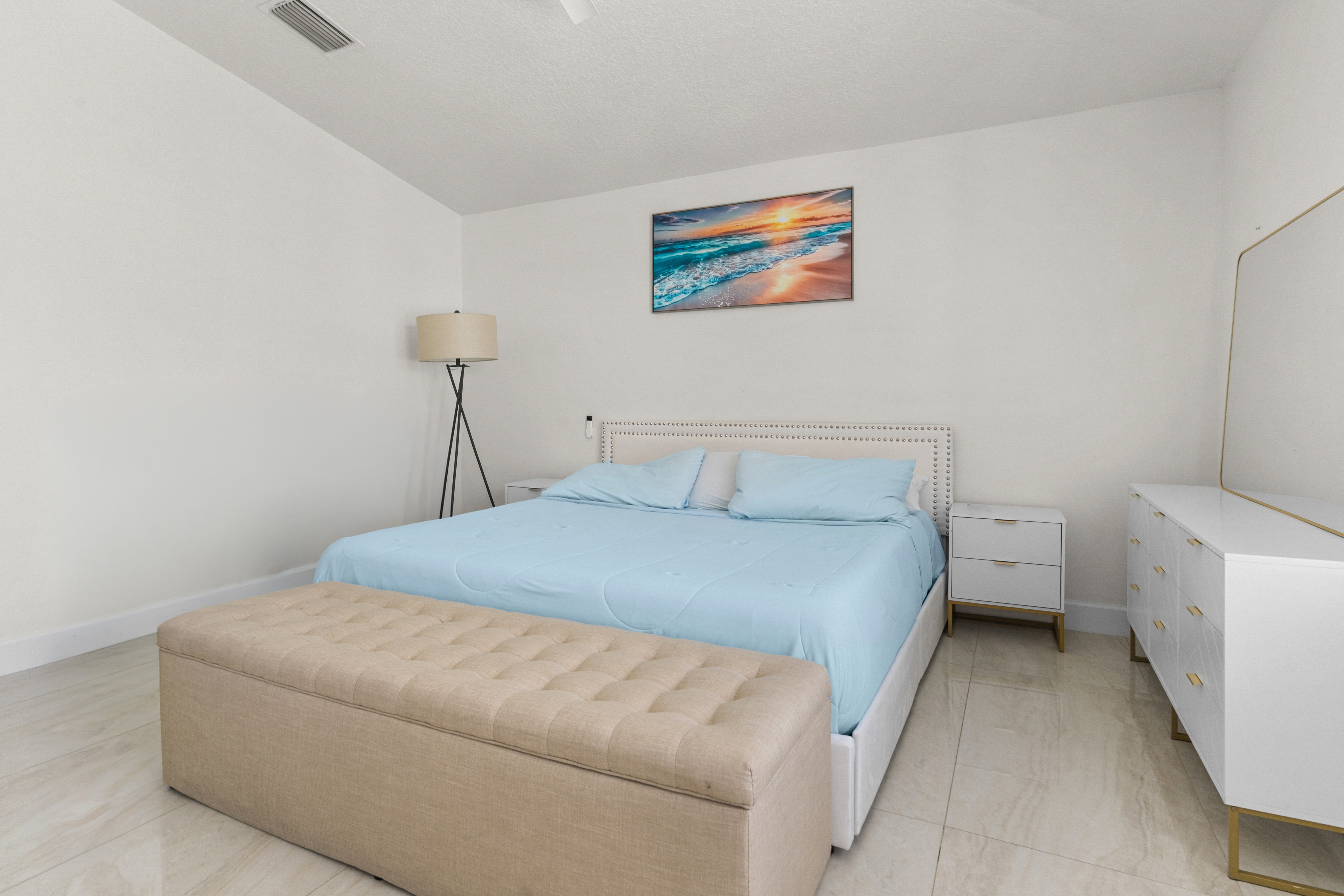 1883 Cato Court, Unit #B-2, Indialantic, FL, 32903 - 物件實景