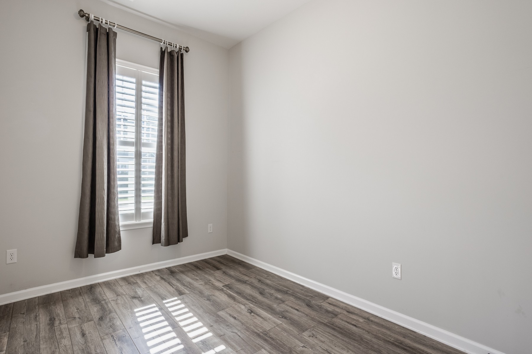  Easy Living in Sought After Westfield Neighborhood - 物件實景