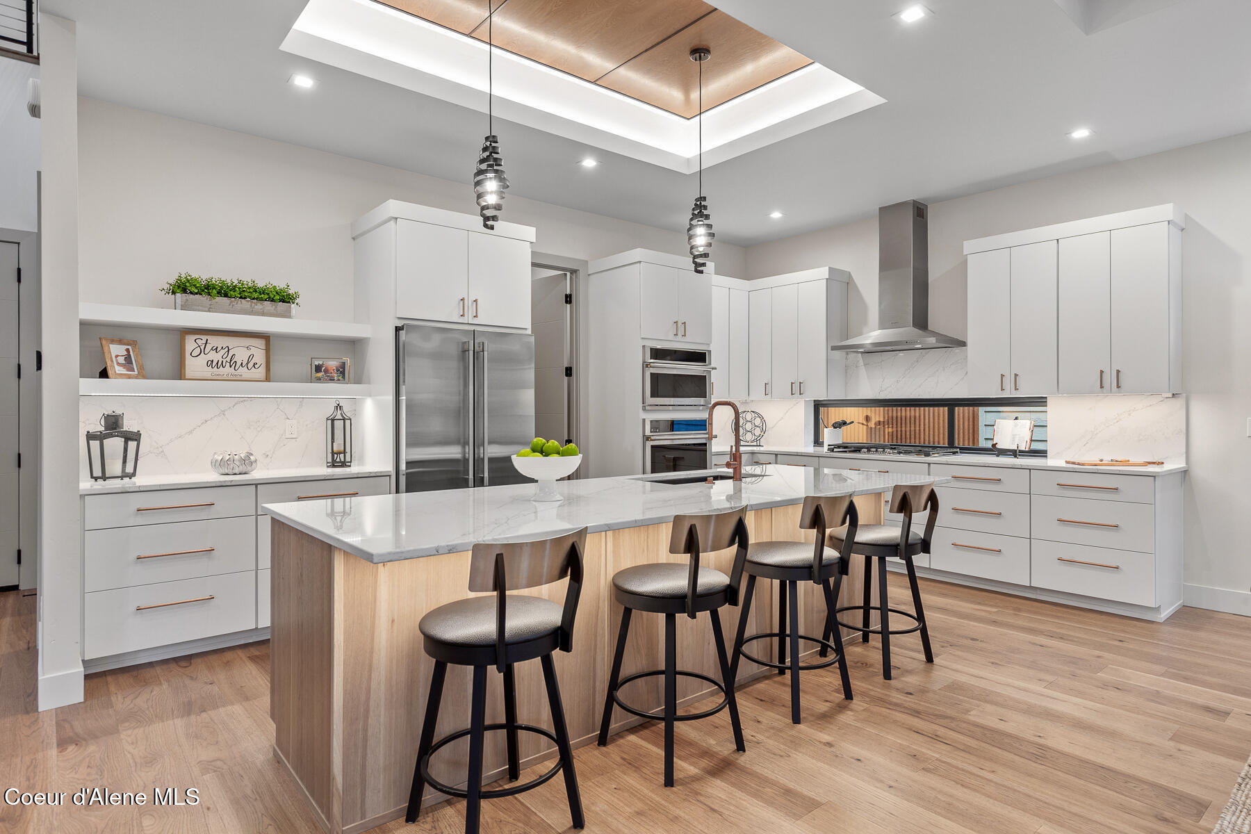 Coeur d'Alene, Idaho, 83814, United States, 3 Bedrooms Bedrooms, ,4 BathroomsBathrooms,Residential,For Sale,2048490