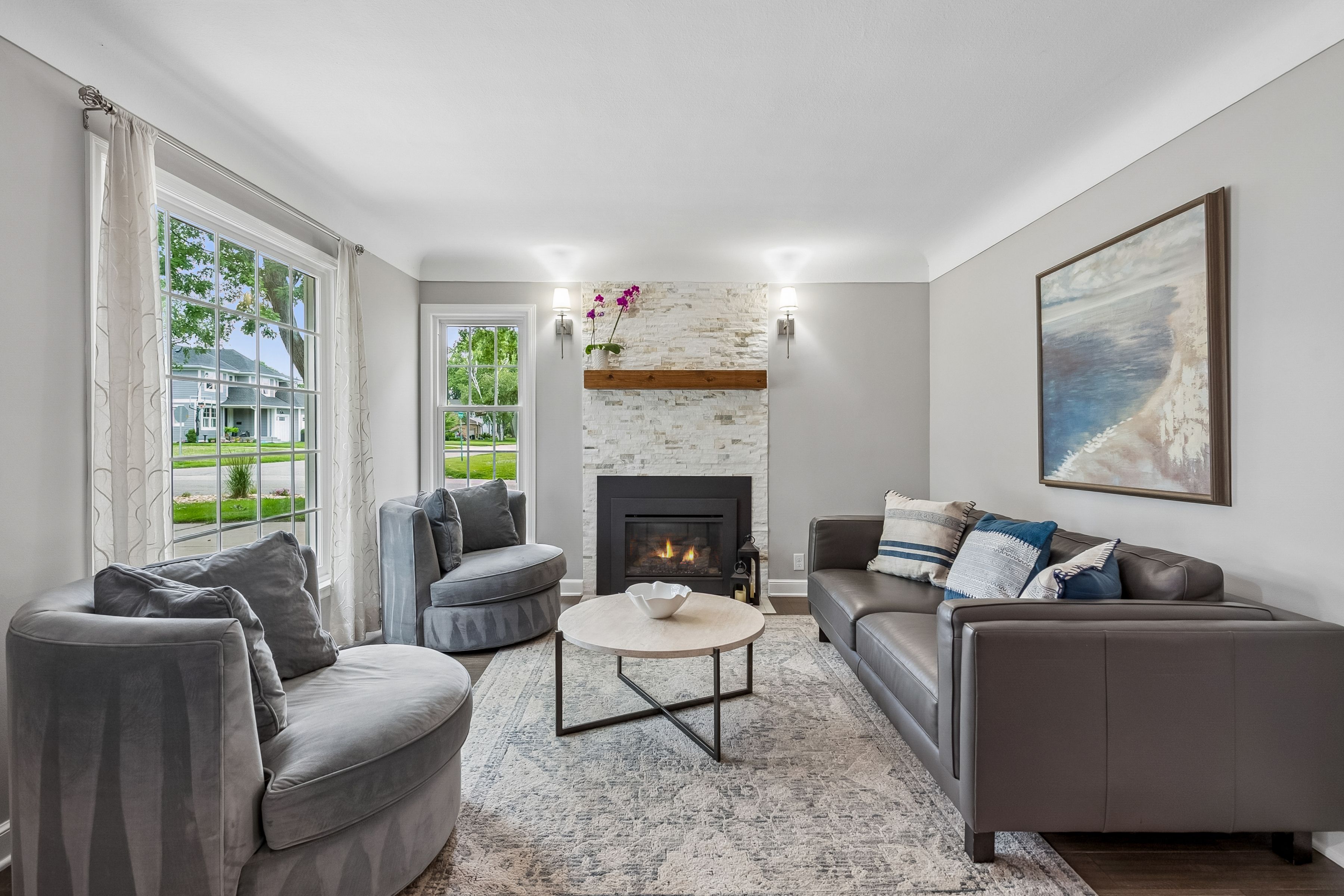  Beautifully Renovated in Coveted Chowen Park - 物件實景