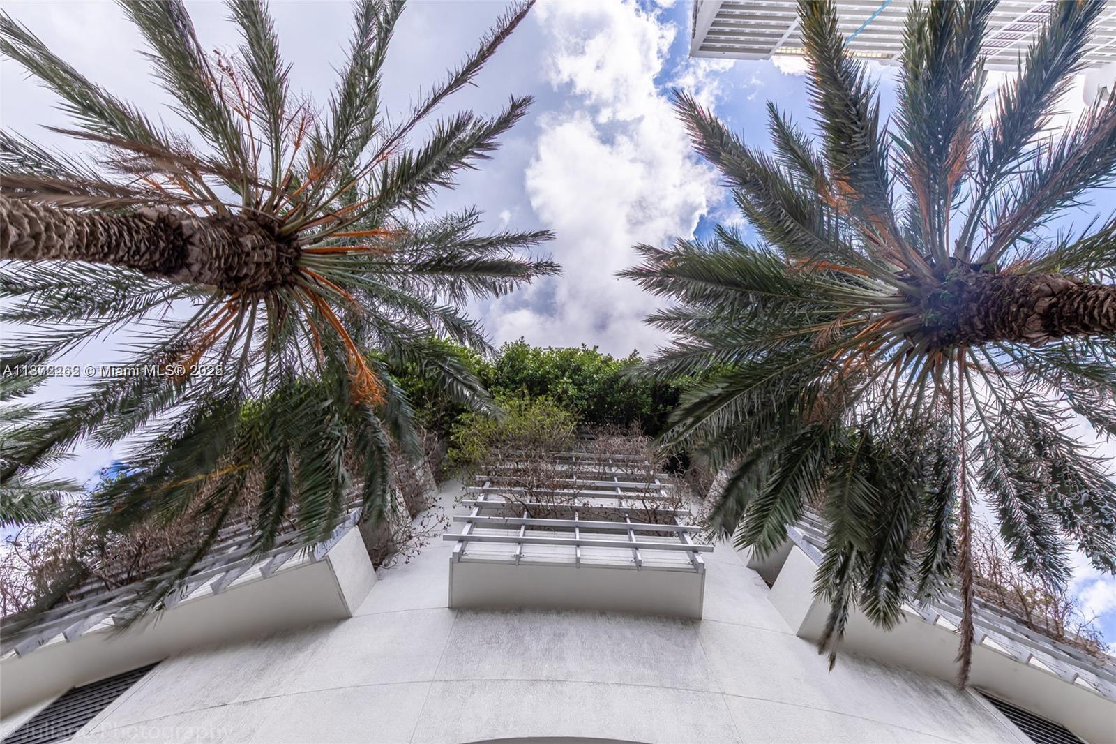 Miami, Florida, 33132, United States, 2 Bedrooms Bedrooms, ,2 BathroomsBathrooms,Residential,For Sale,1940713