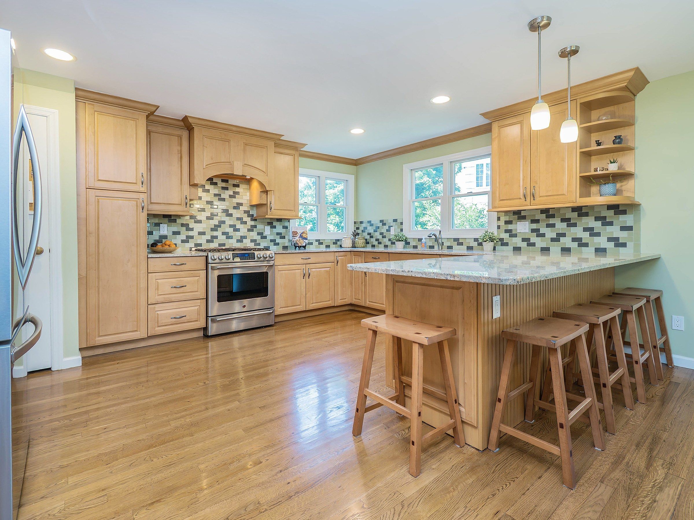  22 Andover Road, Port Washington, NY, 11050 - 物件實景