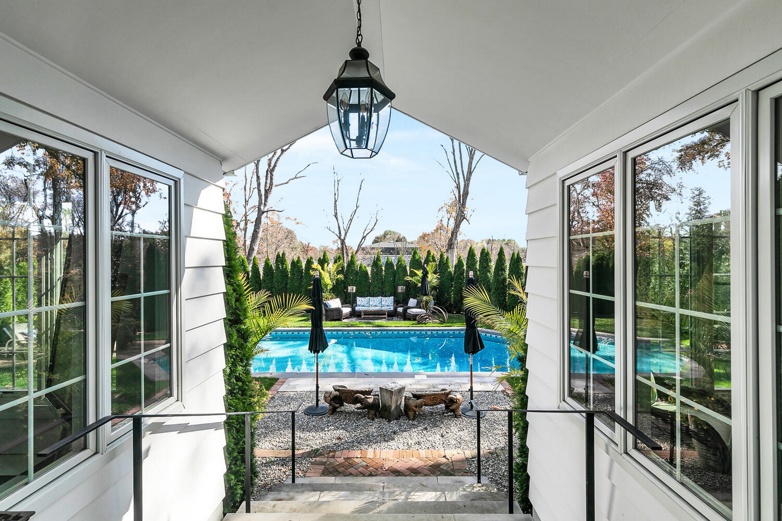  16 Mulberry Lane - 物件實景