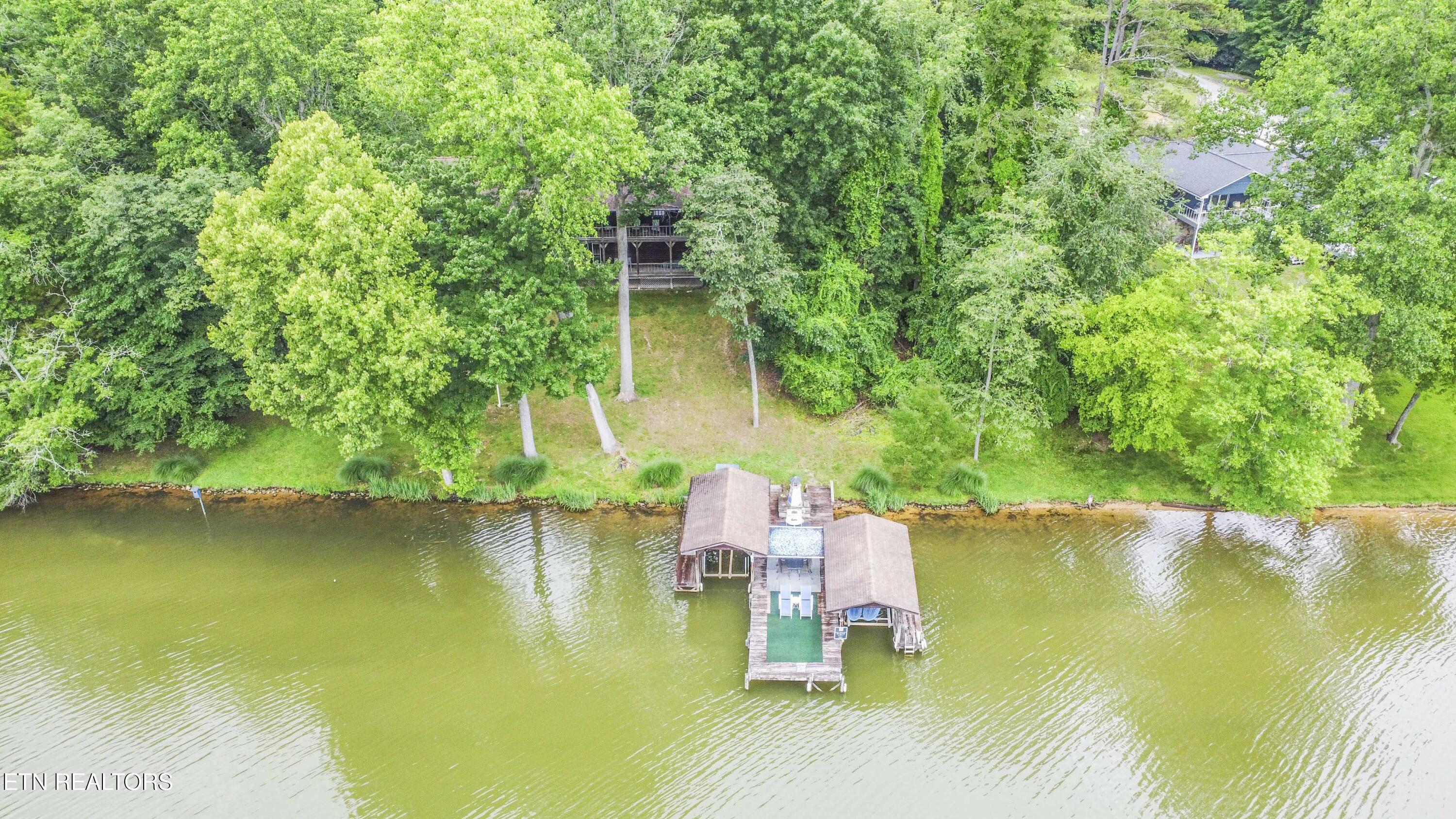 Kingston, Tennessee, 37763, United States, 3 Bedrooms Bedrooms, ,3 BathroomsBathrooms,Residential,For Sale,2013795