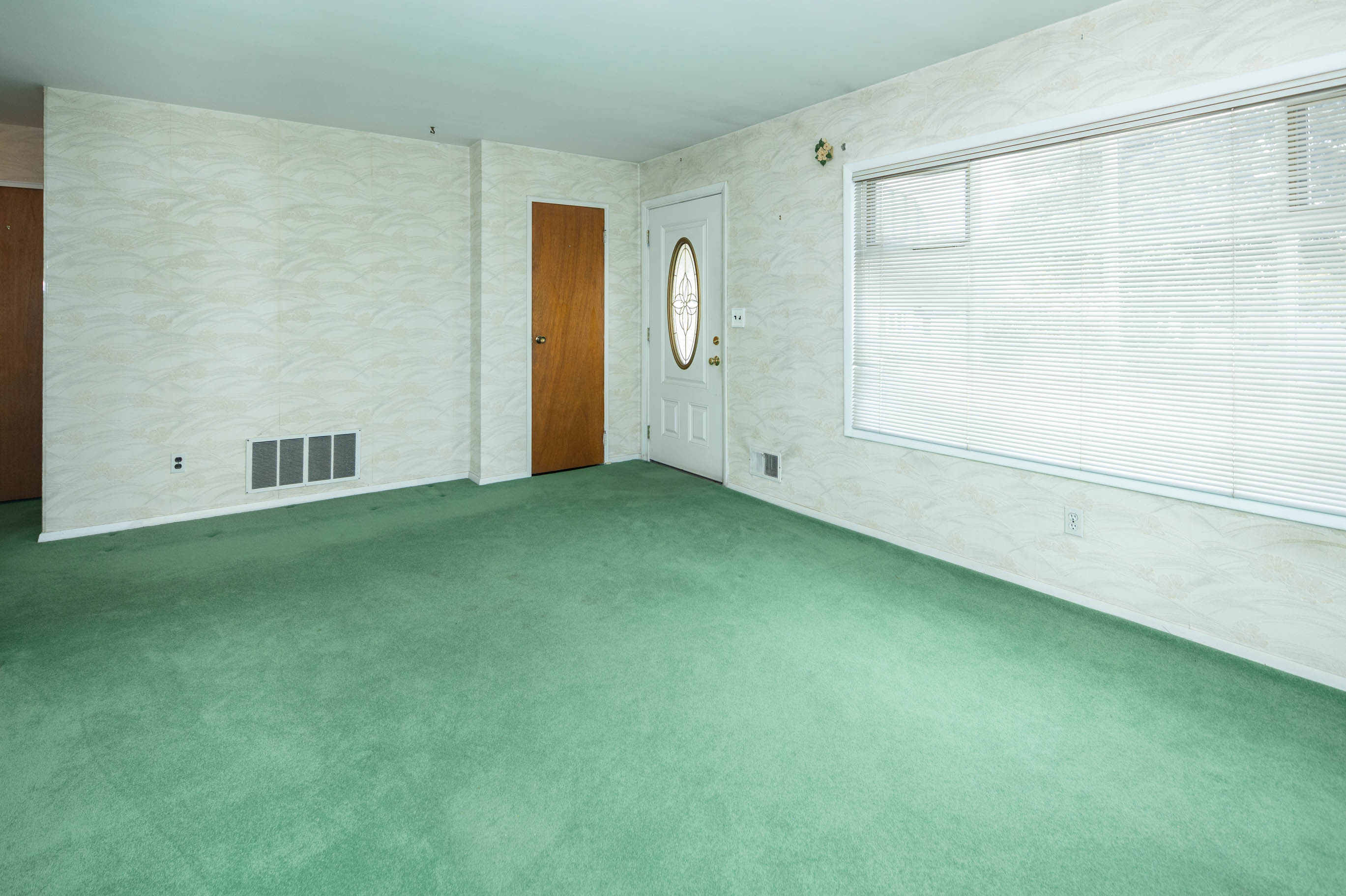 South Amboy, New Jersey, 08879, United States, 4 Bedrooms Bedrooms, ,2 BathroomsBathrooms,Residential,For Sale,1909705