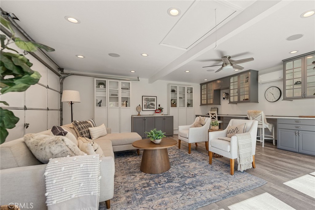 Buena Park, California, 90620, United States, 4 Bedrooms Bedrooms, ,2 BathroomsBathrooms,Residential,For Sale,1987993