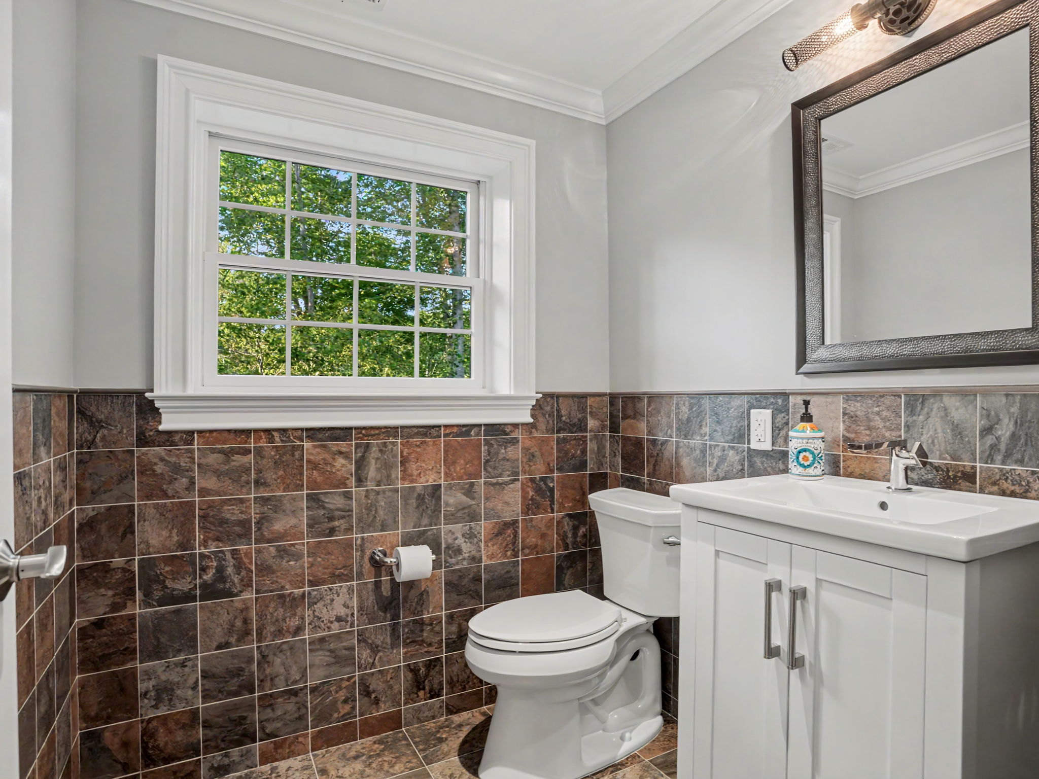  Turn-Key North Stamford Ranch with Private Pond Views - 物件實景