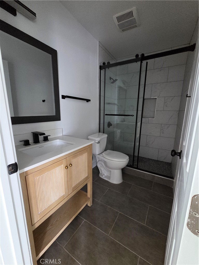 Los Angeles, California, 90011, United States, ,Residential,For Sale,1919891