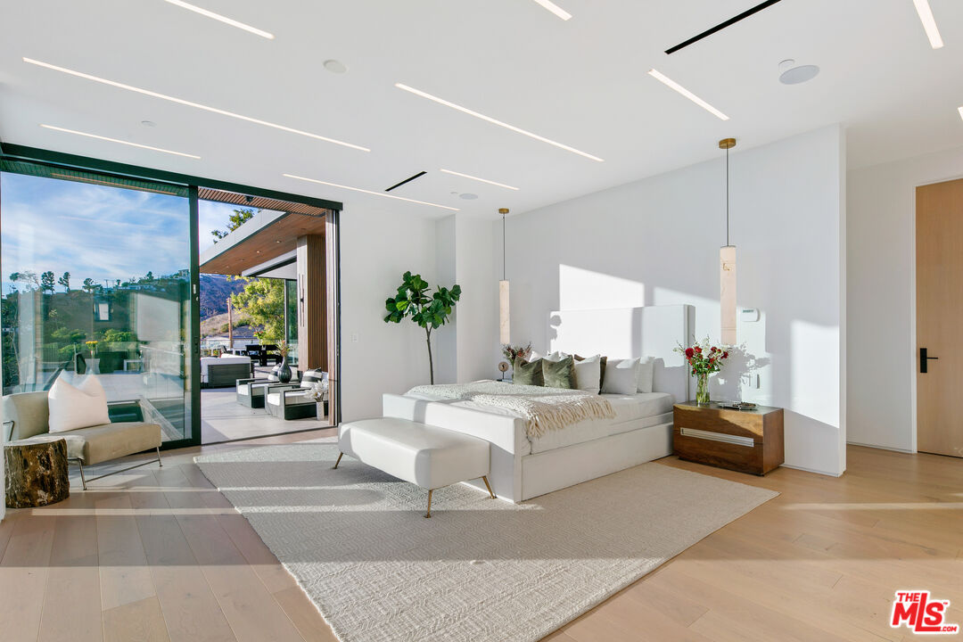 29623 Cuthbert Rd, Malibu, California, 90265, United States, 5 Bedrooms Bedrooms, ,8 BathroomsBathrooms,Residential,For Sale,29623 Cuthbert Rd,1682561
