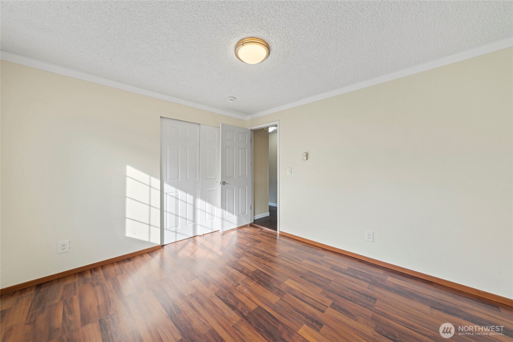 Auburn, Washington, 98001, United States, ,Residential,For Sale,1992028