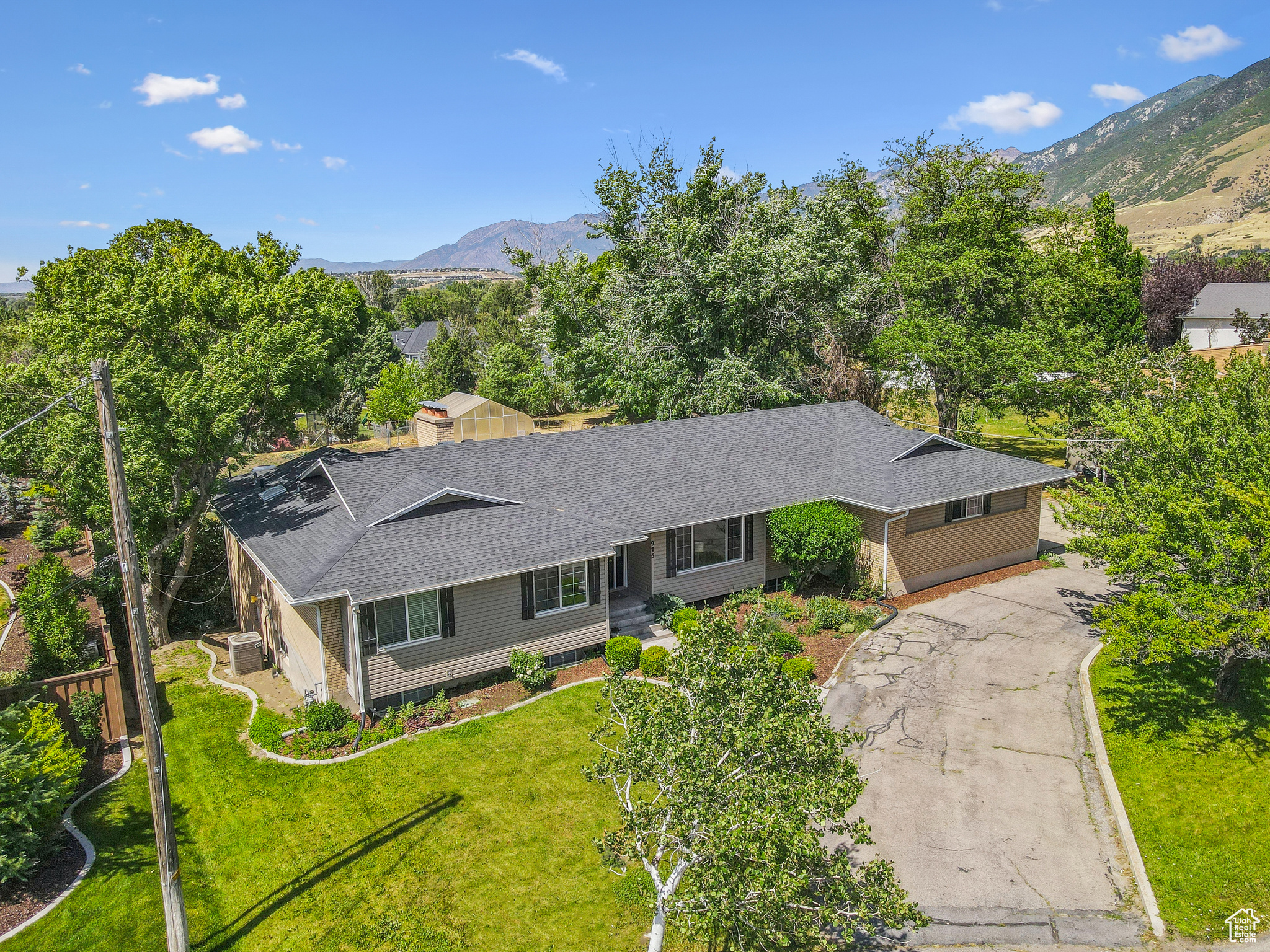 Draper, Utah, 84020, United States, 6 Bedrooms Bedrooms, ,4 BathroomsBathrooms,Residential,For Sale,1848551