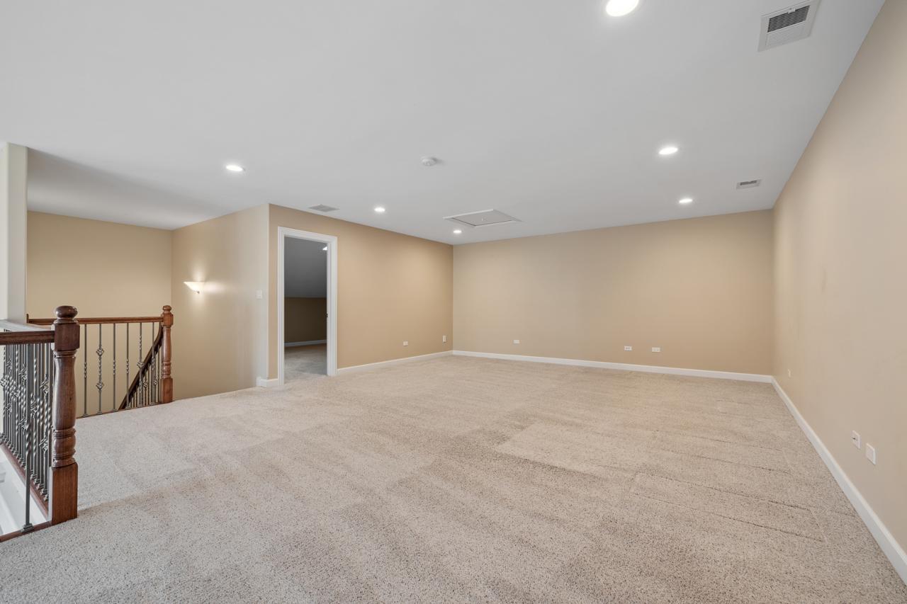 1028 LIMESTONE Drive, Lemont, Illinois, 60439, United States, 3 Bedrooms Bedrooms, ,3 BathroomsBathrooms,Residential,For Sale,1028 LIMESTONE Drive,1658928