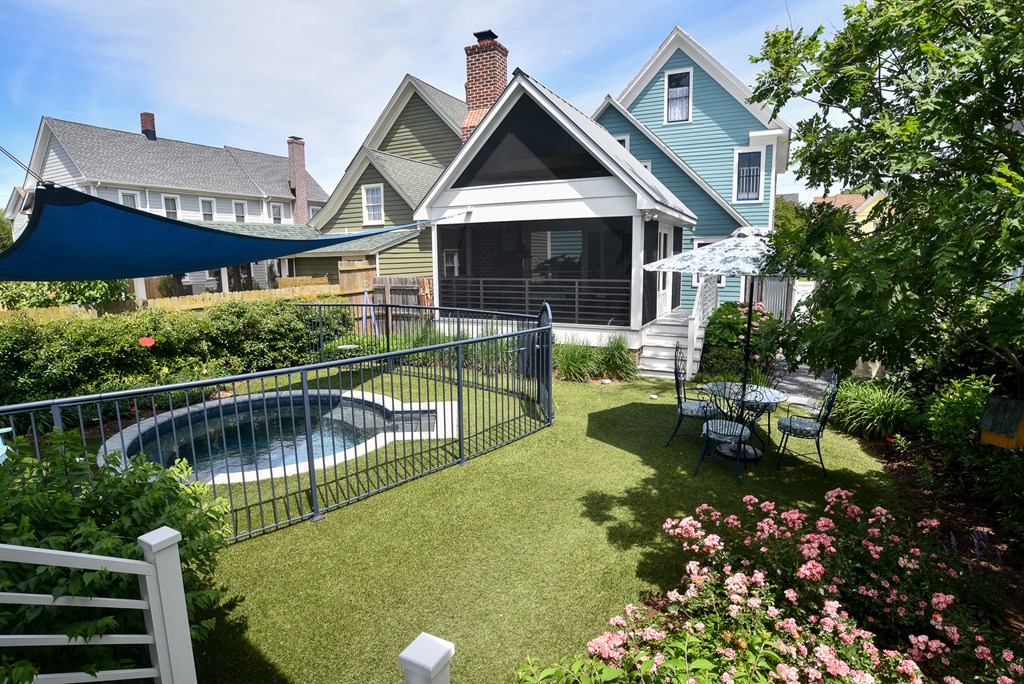 Cape Charles, Virginia, 23310, United States, 3 Bedrooms Bedrooms, ,4 BathroomsBathrooms,Residential,For Sale,1826996