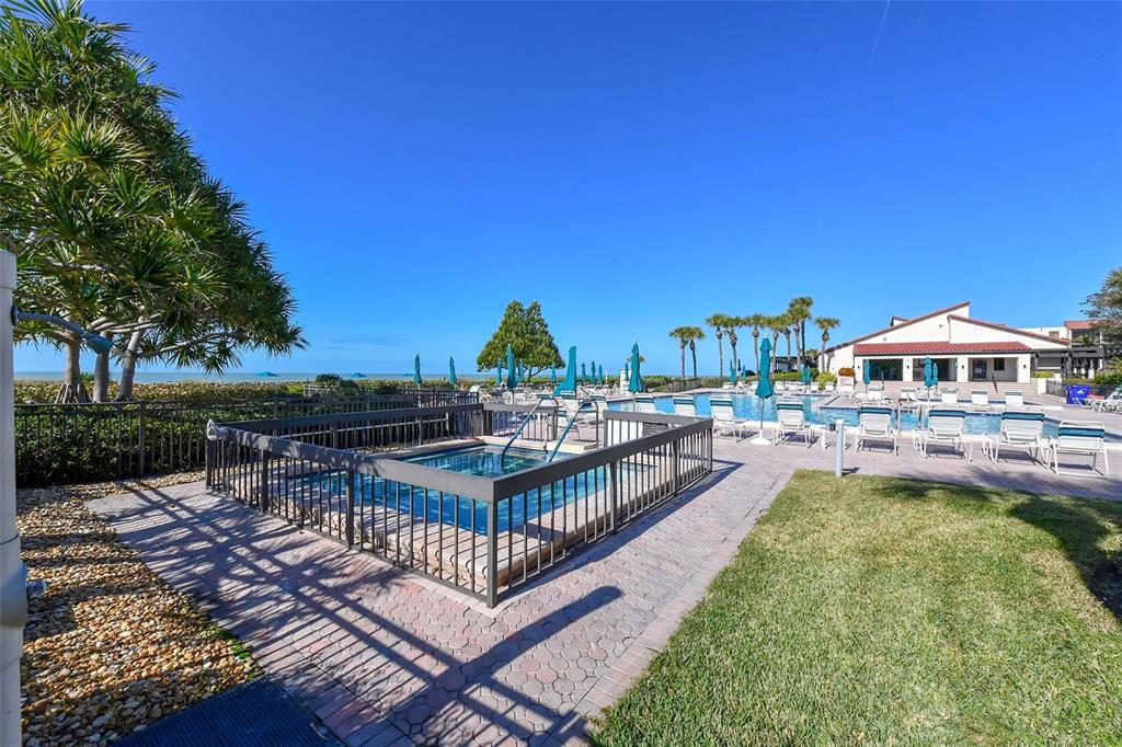 Longboat Key, Florida, 34228, United States, 2 Bedrooms Bedrooms, ,1 BathroomBathrooms,Residential,For Sale,1859781