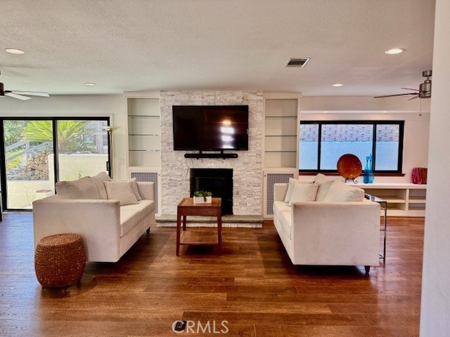 Canyon Lake, California, 92587, United States, 3 Bedrooms Bedrooms, ,2 BathroomsBathrooms,Residential,For Sale,1921112