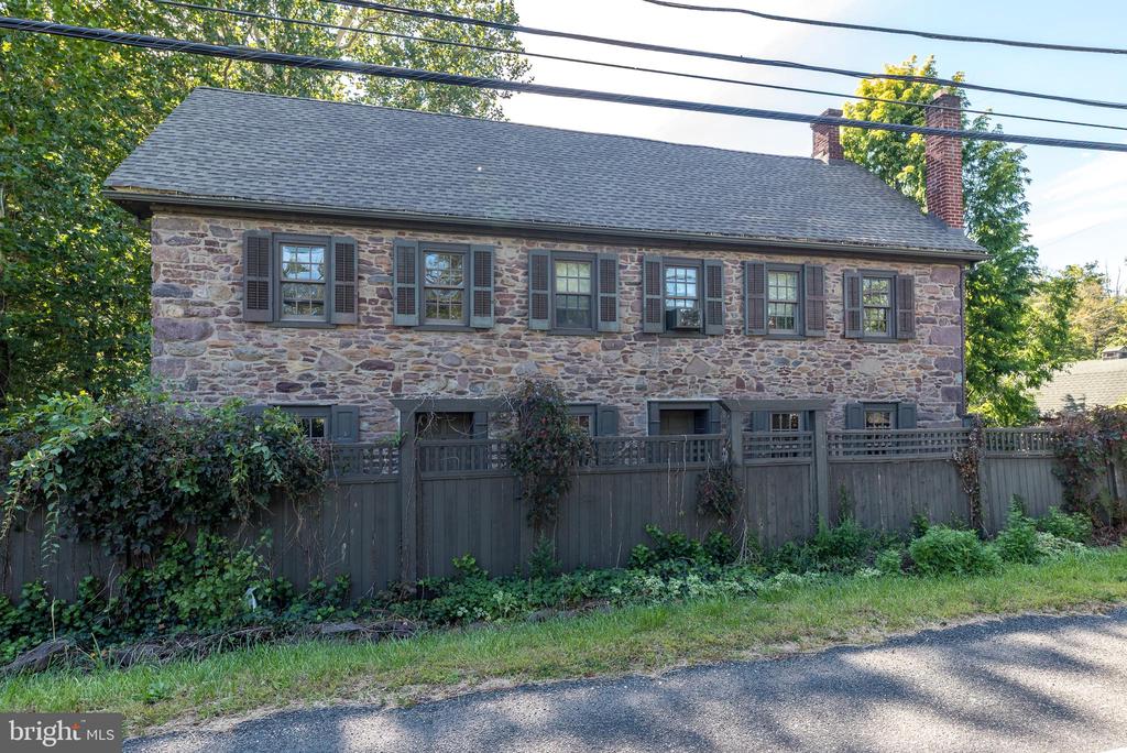 Ottsville, Pennsylvania, 18942, United States, 3 Bedrooms Bedrooms, ,3 BathroomsBathrooms,Residential,For Sale,1950550