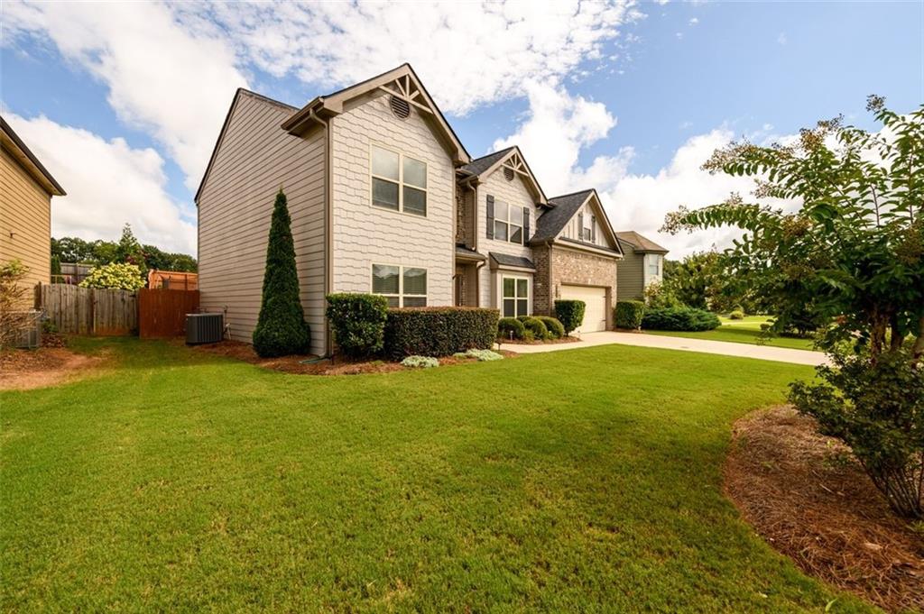 Cumming, Georgia, 30028, United States, 5 Bedrooms Bedrooms, ,3 BathroomsBathrooms,Residential,For Sale,1916746