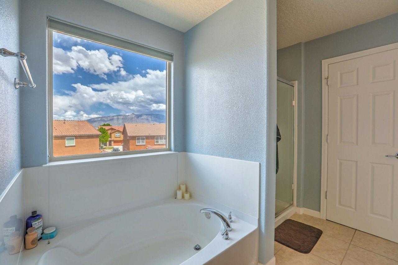 Rio Rancho, New Mexico, 87124, United States, 5 Bedrooms Bedrooms, ,4 BathroomsBathrooms,Residential,For Sale,1805604