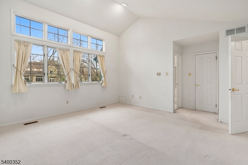 Lambertville City, New Jersey, 08530, United States, 3 Bedrooms Bedrooms, ,3 BathroomsBathrooms,Residential,For Sale,2002902