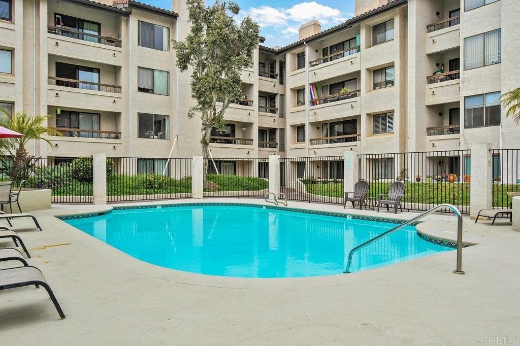 San Diego, California, 92110, United States, 2 Bedrooms Bedrooms, ,2 BathroomsBathrooms,Residential,For Sale,1804693