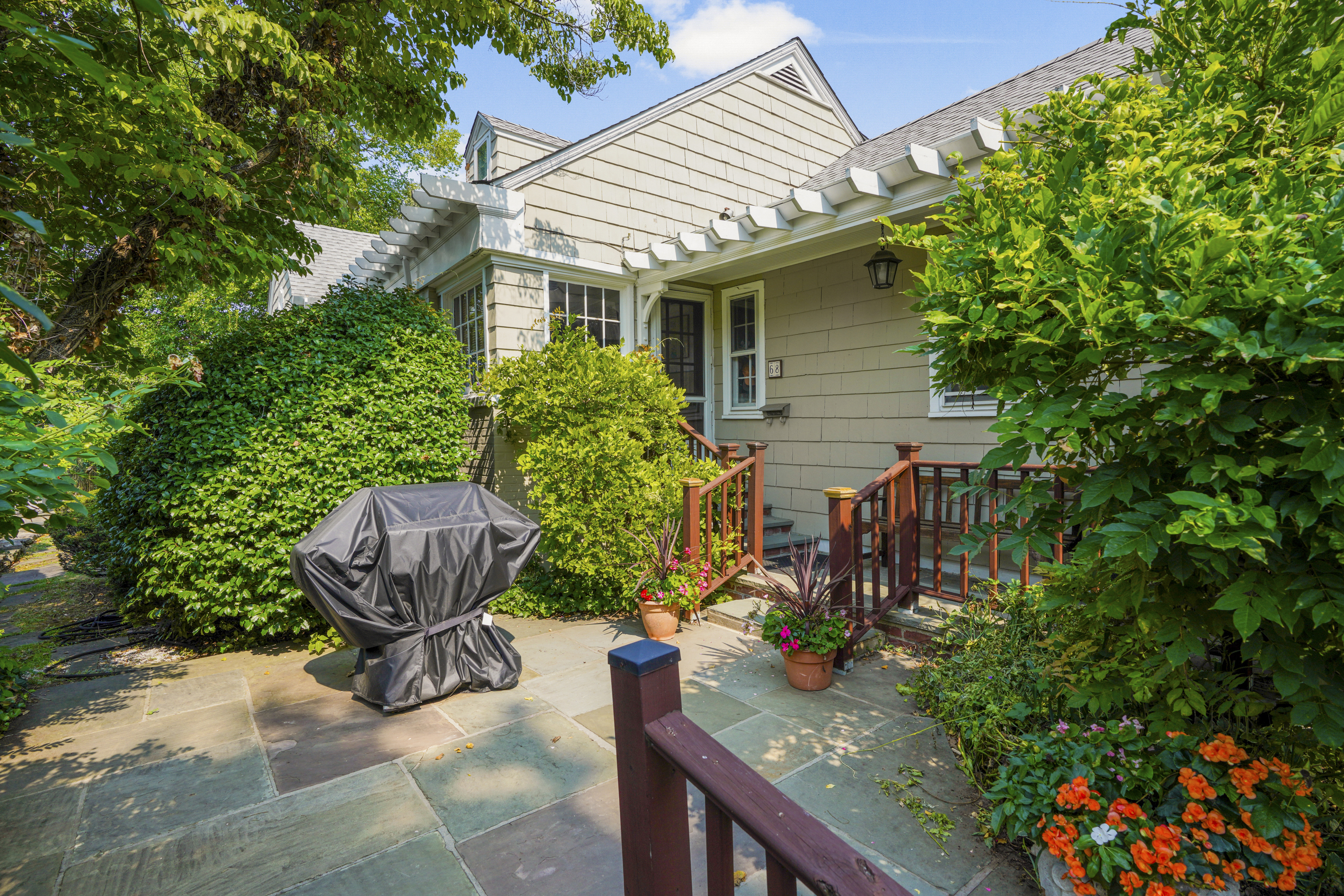  Larchmont Manor Cottage - 物件實景