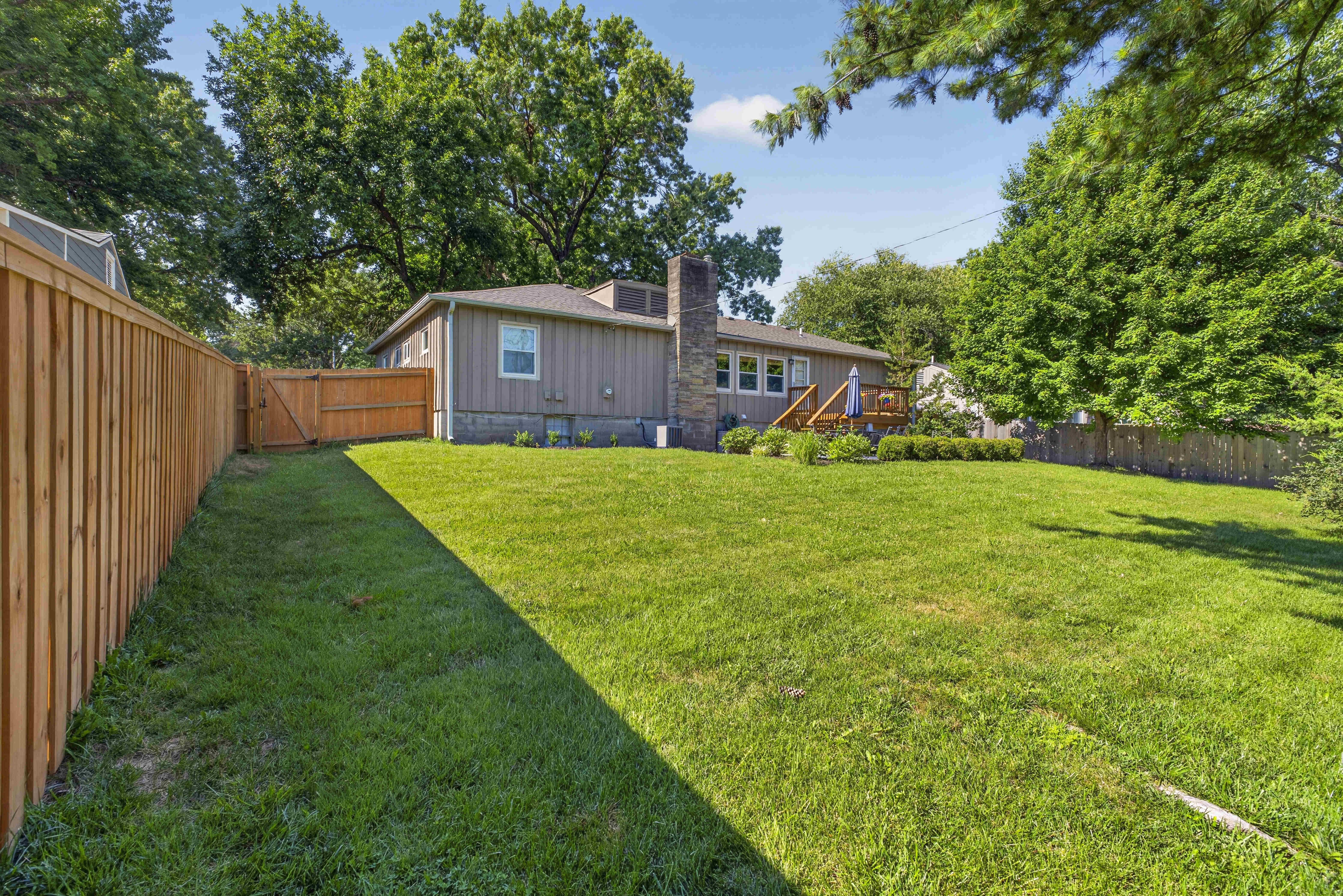  5714 West 77th Terrace, Prairie Village, KS 66208 - 物件實景