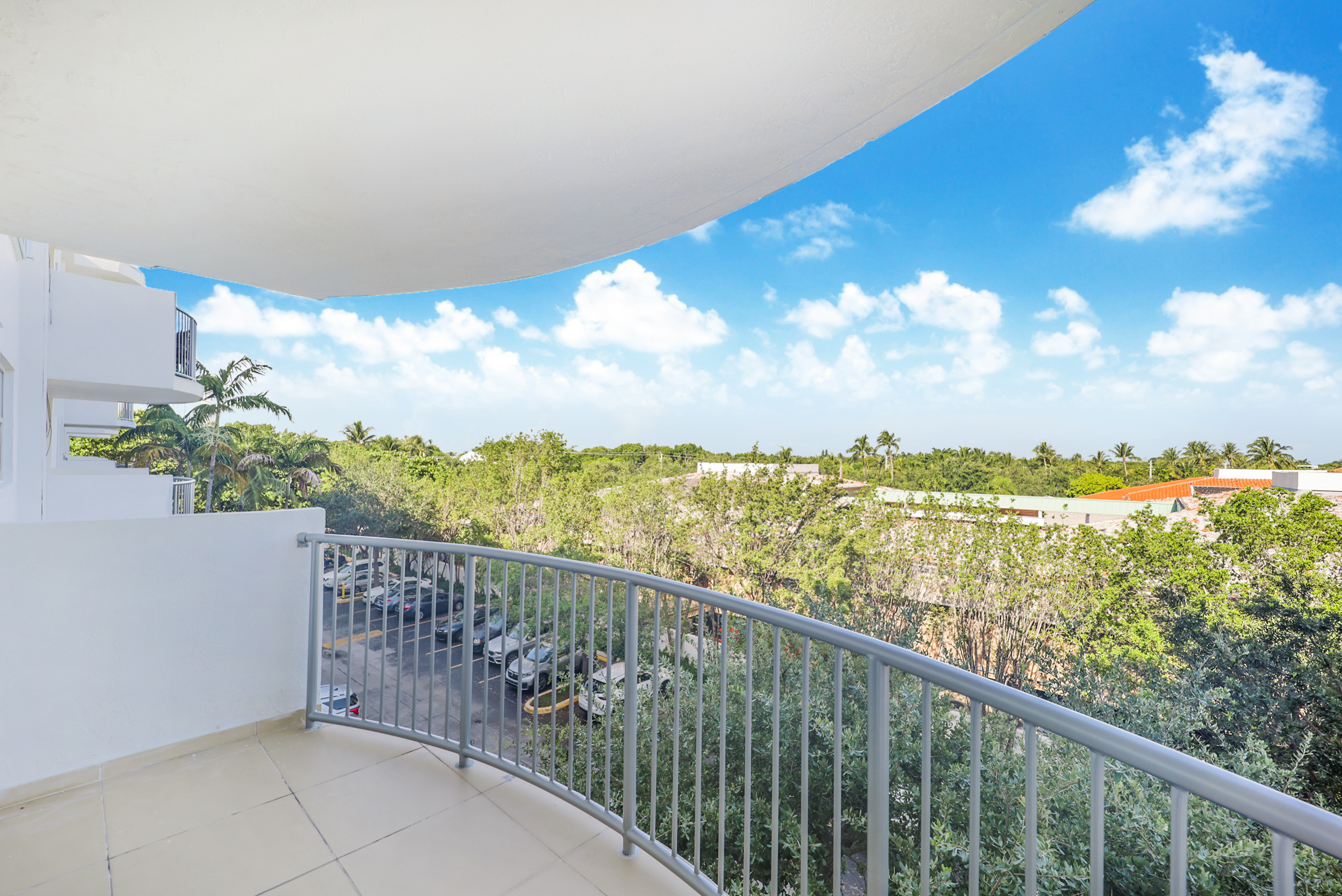  210 Sea View Dr, Key Biscayne, FL, 33149 - 物件實景