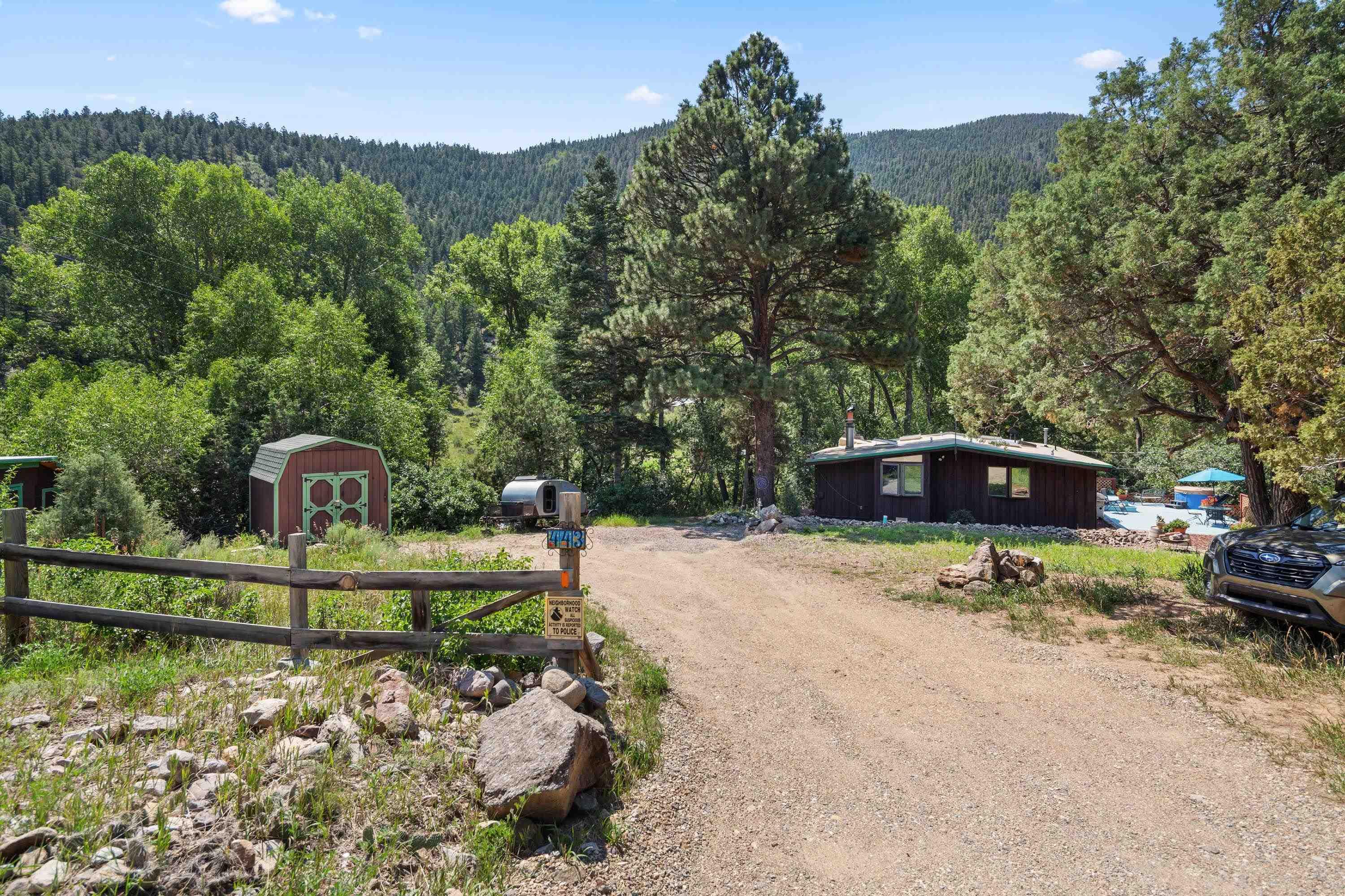 Questa, New Mexico, 87556, United States, 2 Bedrooms Bedrooms, ,3 BathroomsBathrooms,Residential,For Sale,1916841