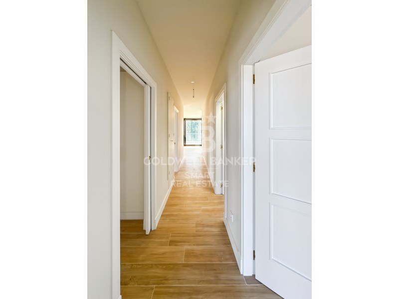 Oleiros, Galicia, 15172, ES, 2 Bedrooms Bedrooms, ,2 BathroomsBathrooms,Residential,For Sale,1891297