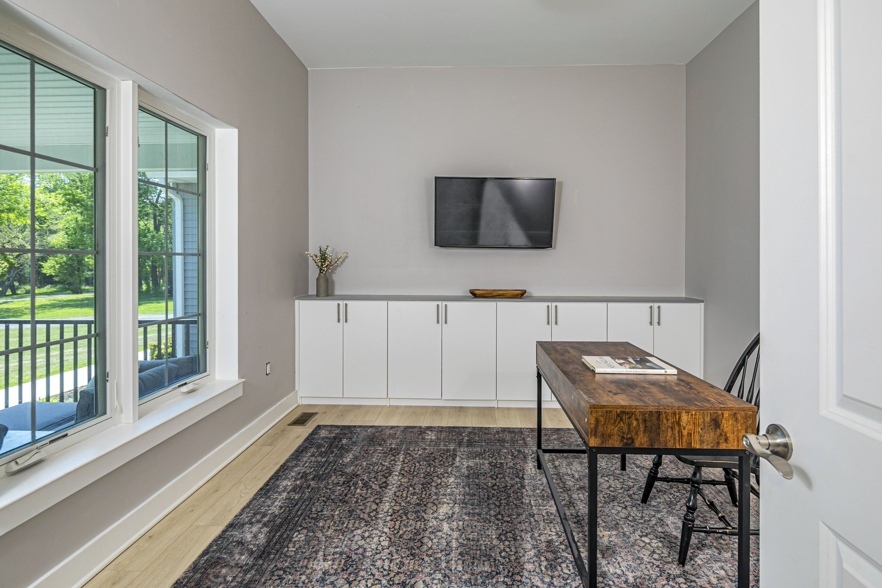  Elegant Open Concept Living on Six Pastoral Acres - 物件實景
