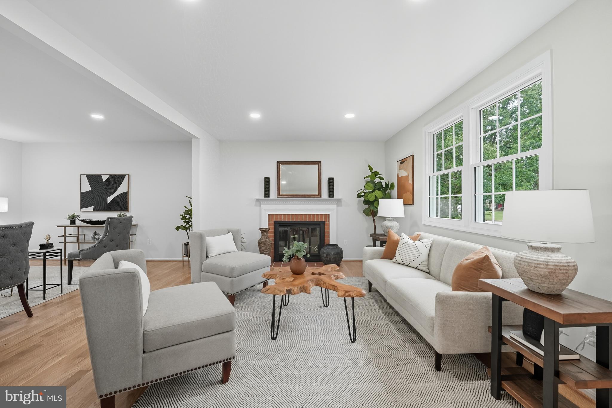 Fairfax, Virginia, 22032, United States, 4 Bedrooms Bedrooms, ,3 BathroomsBathrooms,Residential,For Sale,1984417