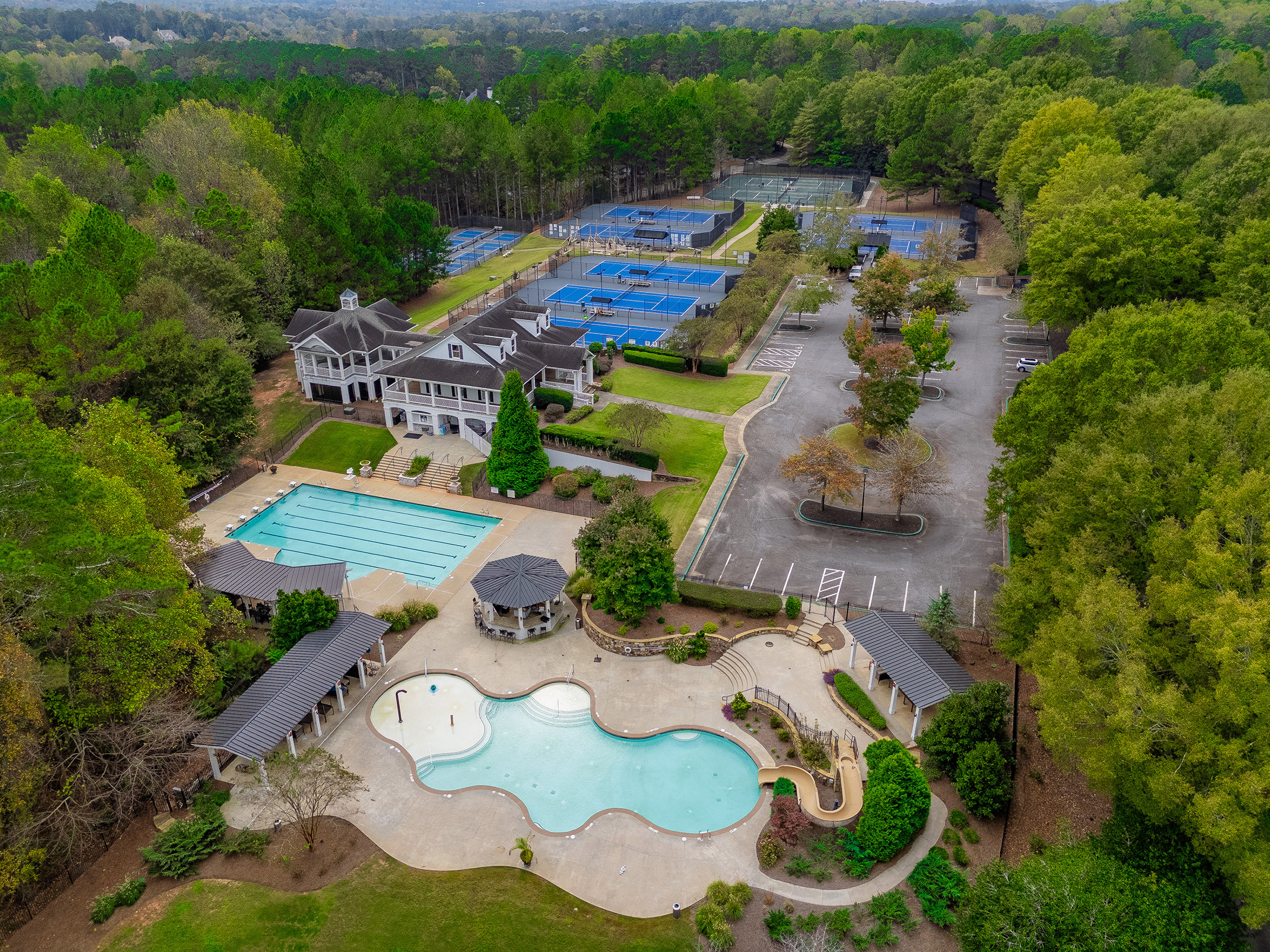  Luxury Living in White Columns’ Coveted Golf Community - 物件實景