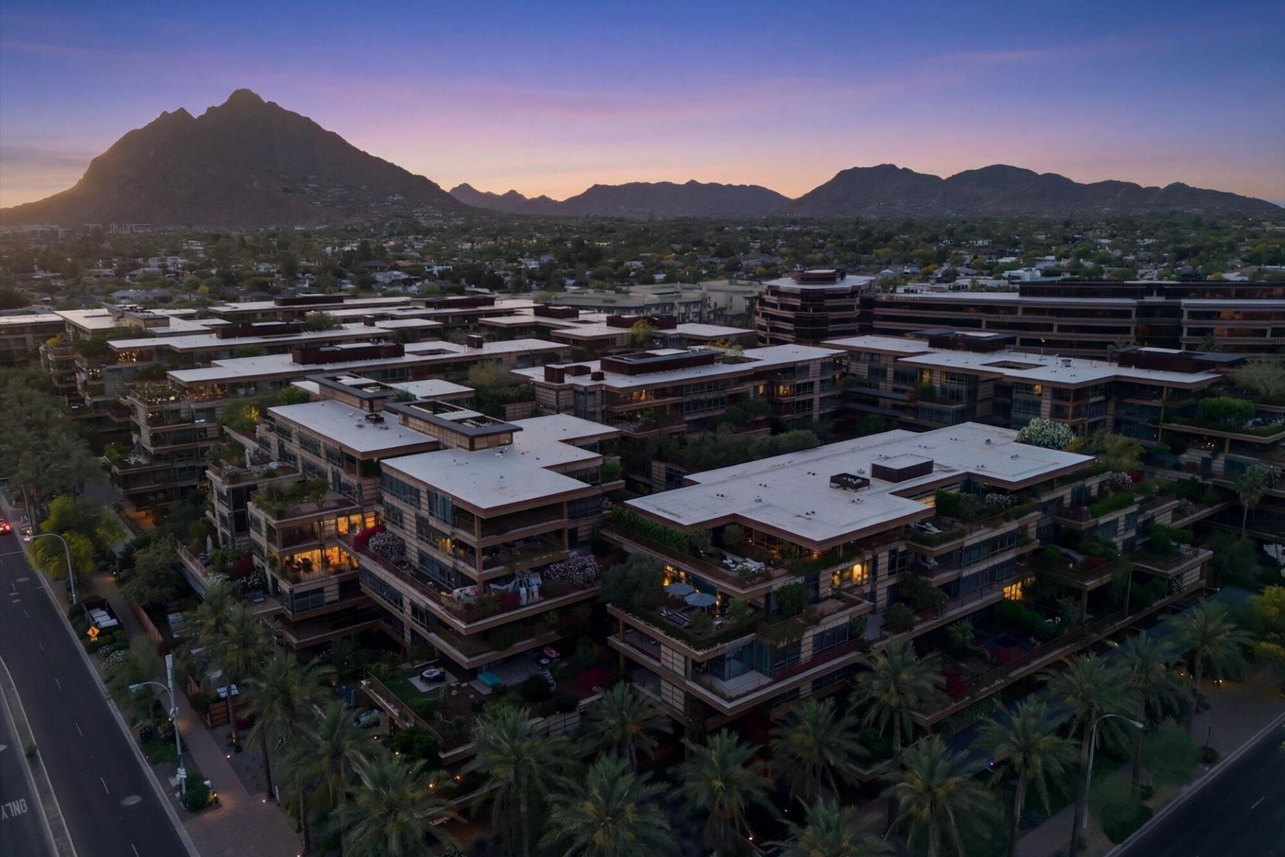  7167 E Rancho Vista Drive  Scottsdale, AZ - 物件實景