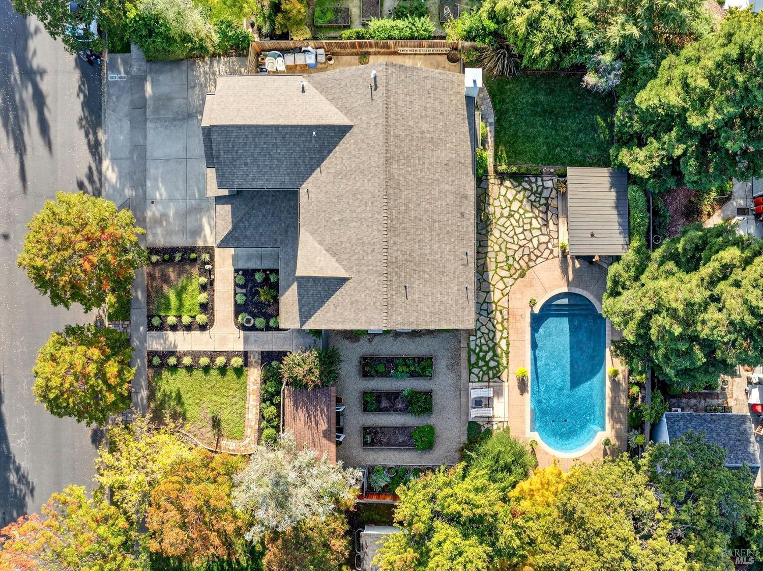 Napa, California, 94558, United States, 4 Bedrooms Bedrooms, ,3 BathroomsBathrooms,Residential,For Sale,1987902