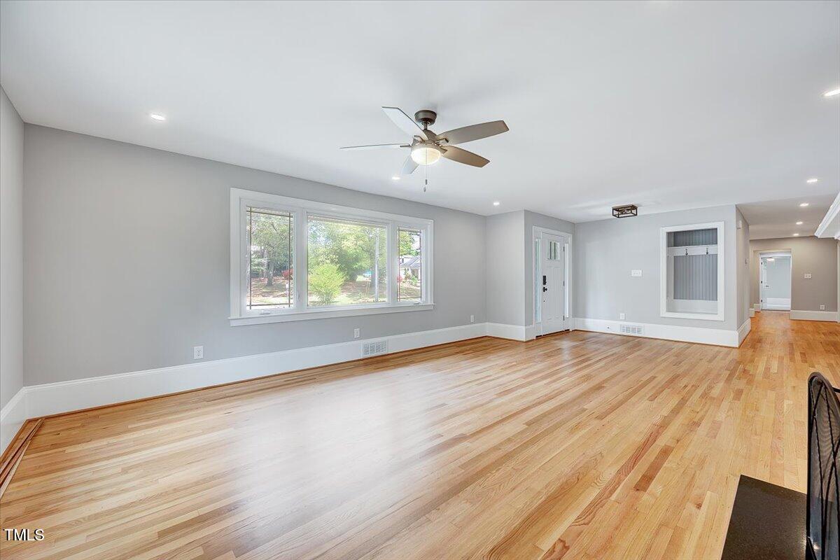 Fuquay Varina, North Carolina, 27526, United States, 4 Bedrooms Bedrooms, ,2 BathroomsBathrooms,Residential,For Sale,1778553
